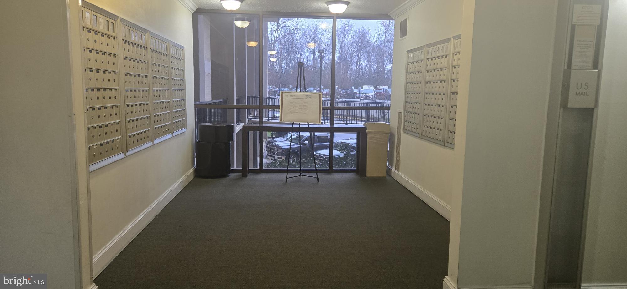 TOWERS IN WESTCHESTER PARK - Residential