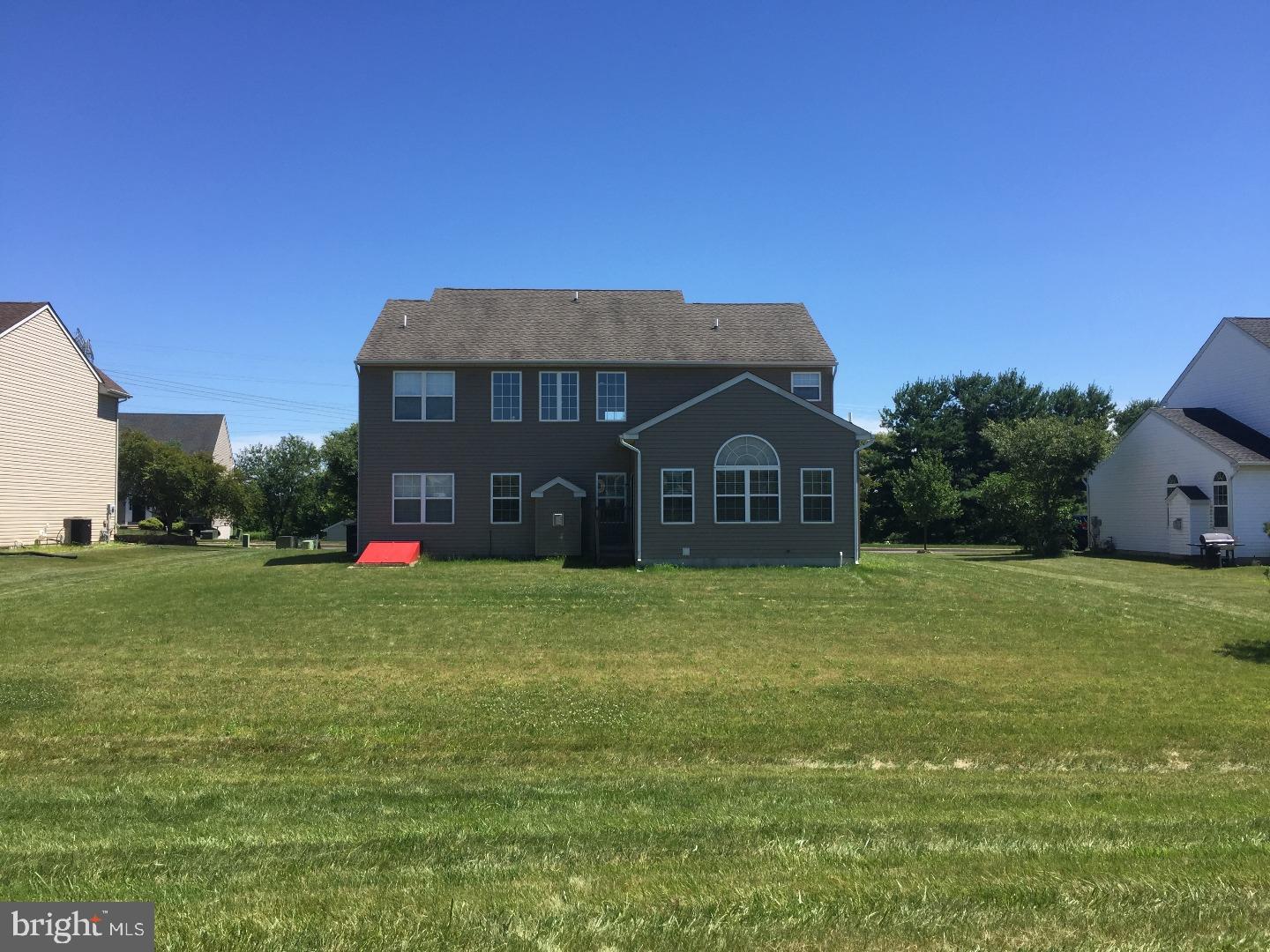 WESTPORT FARMS - Residential