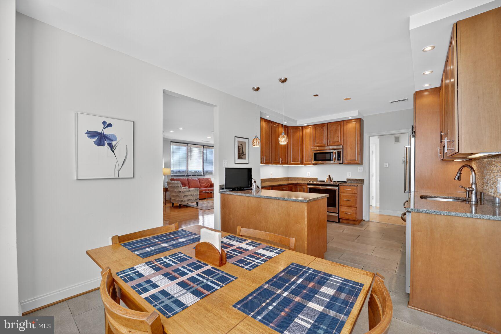 FRIENDSHIP HEIGHTS - Residential