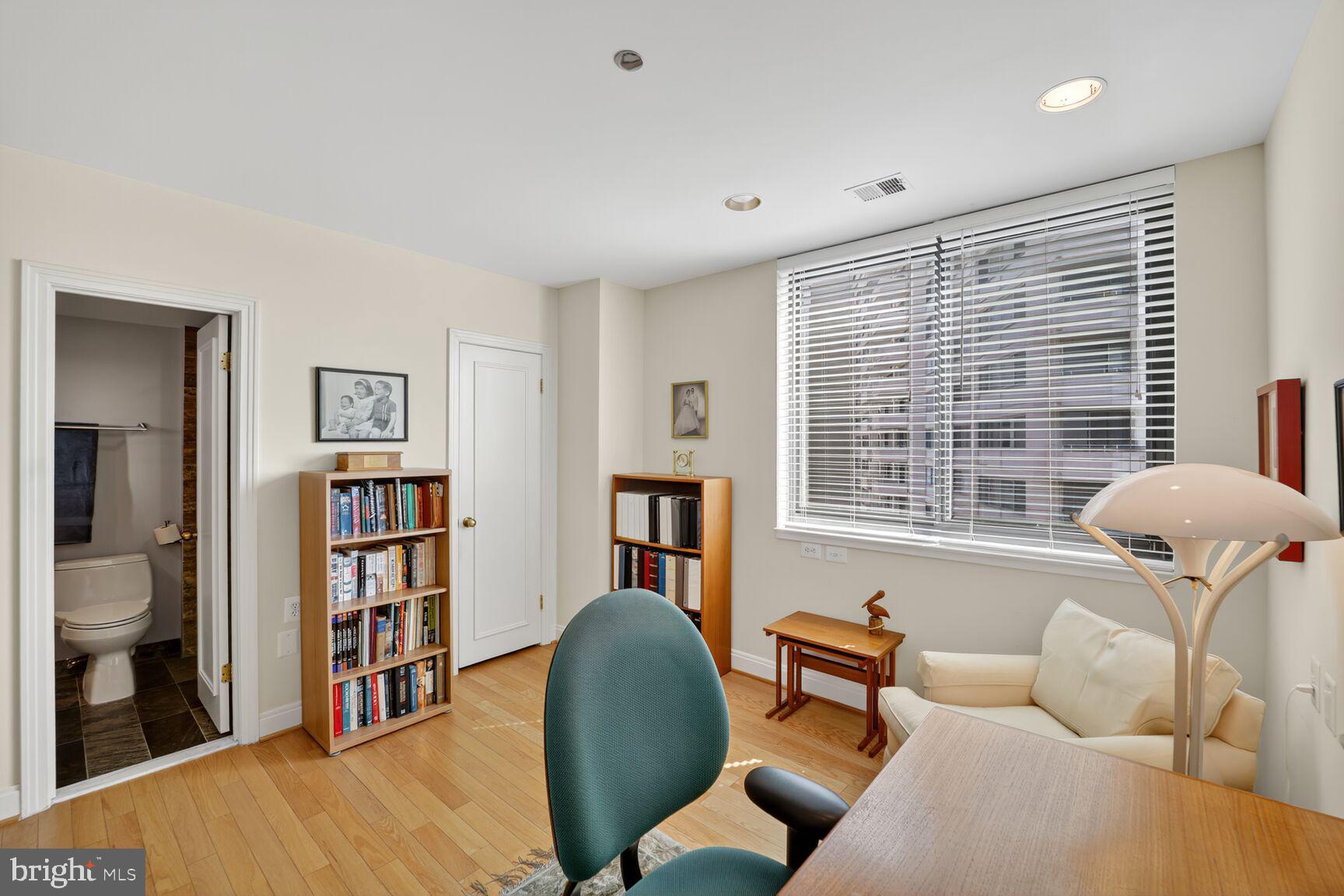 FRIENDSHIP HEIGHTS - Residential