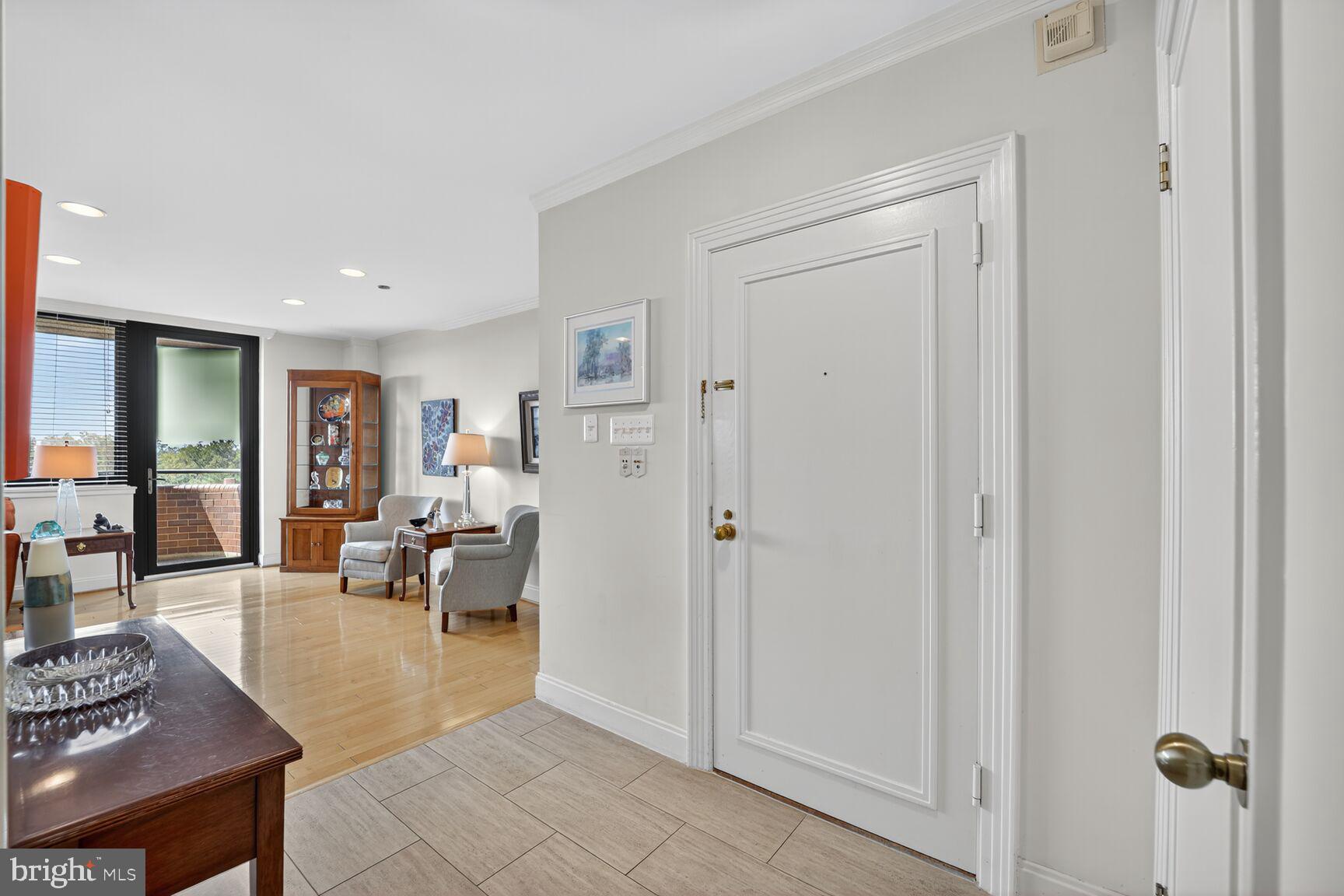 4550 N PARK AVENUE 1005