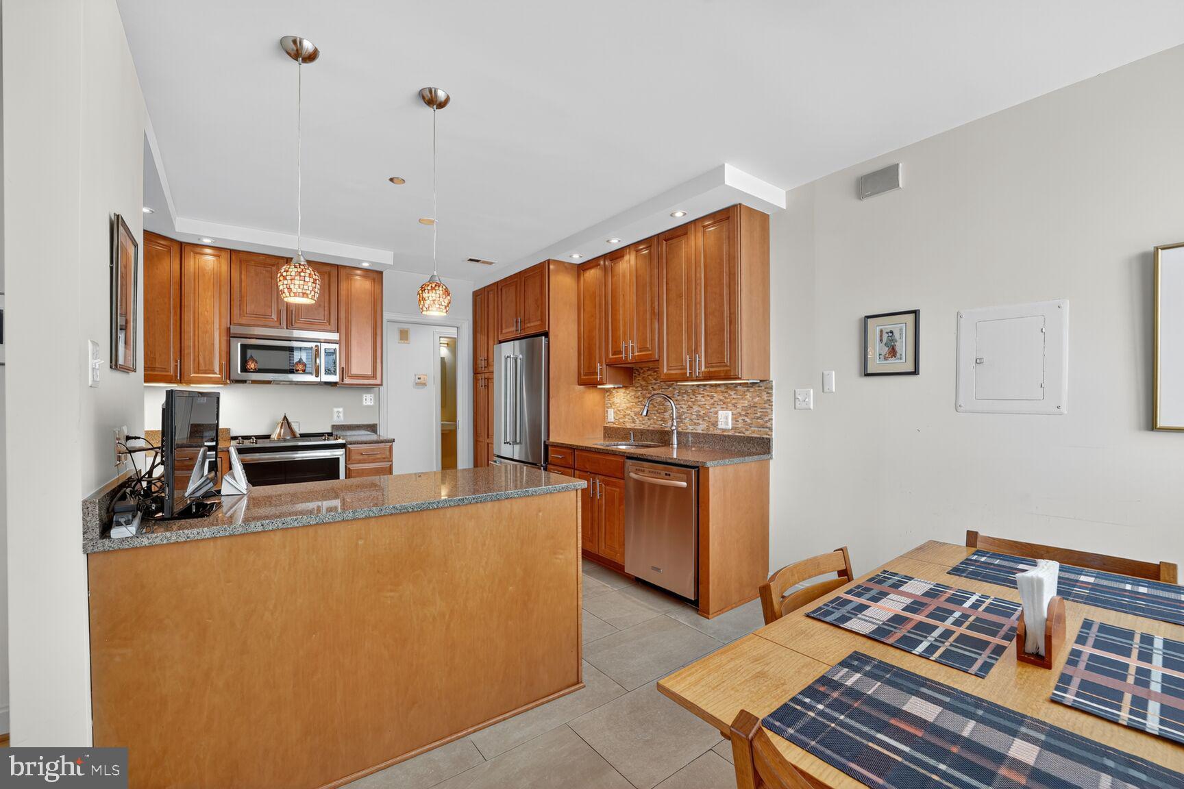 FRIENDSHIP HEIGHTS - Residential