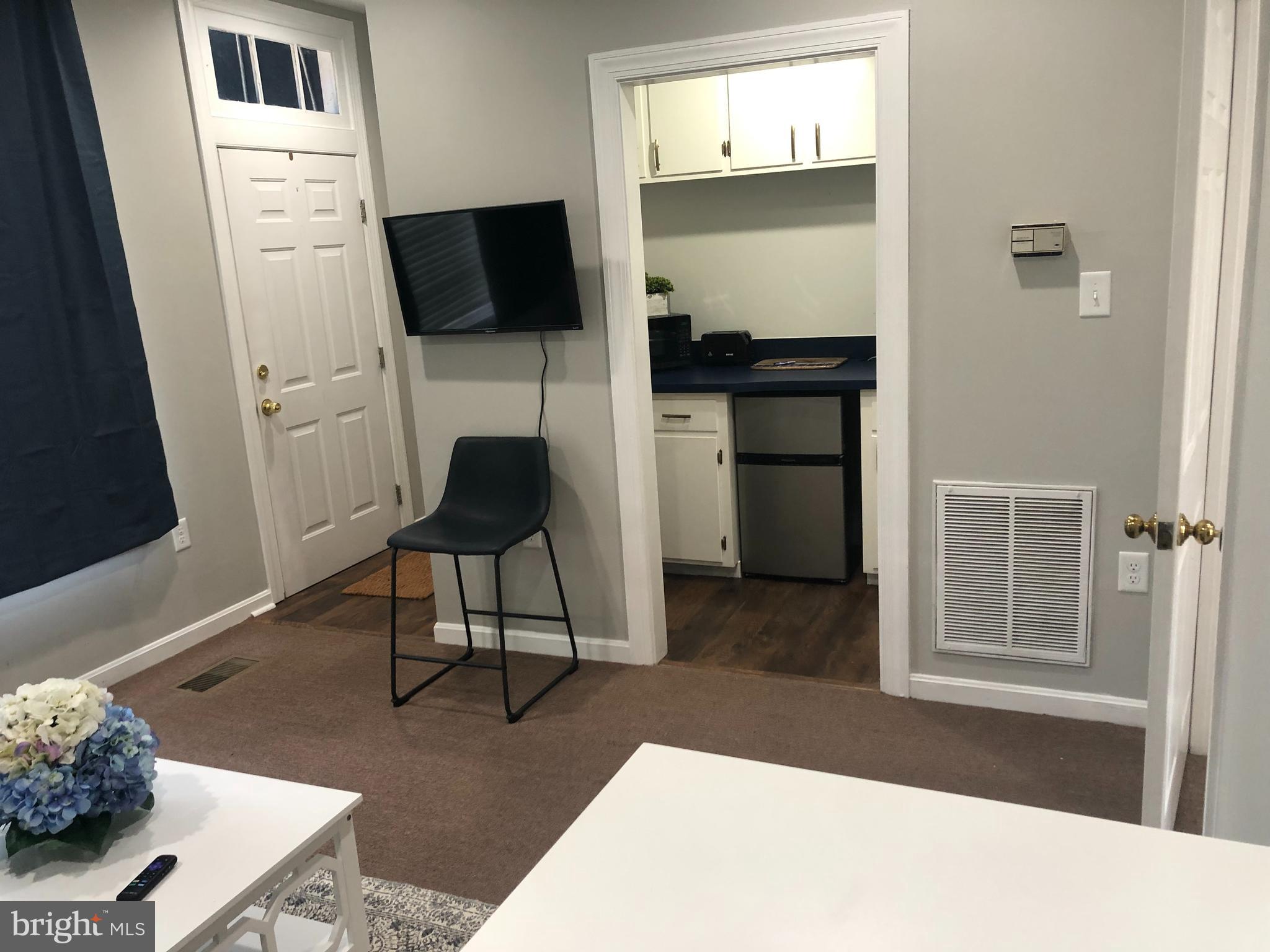 HISTORIC DOWNTOWN WINCHESTER - Residential Lease