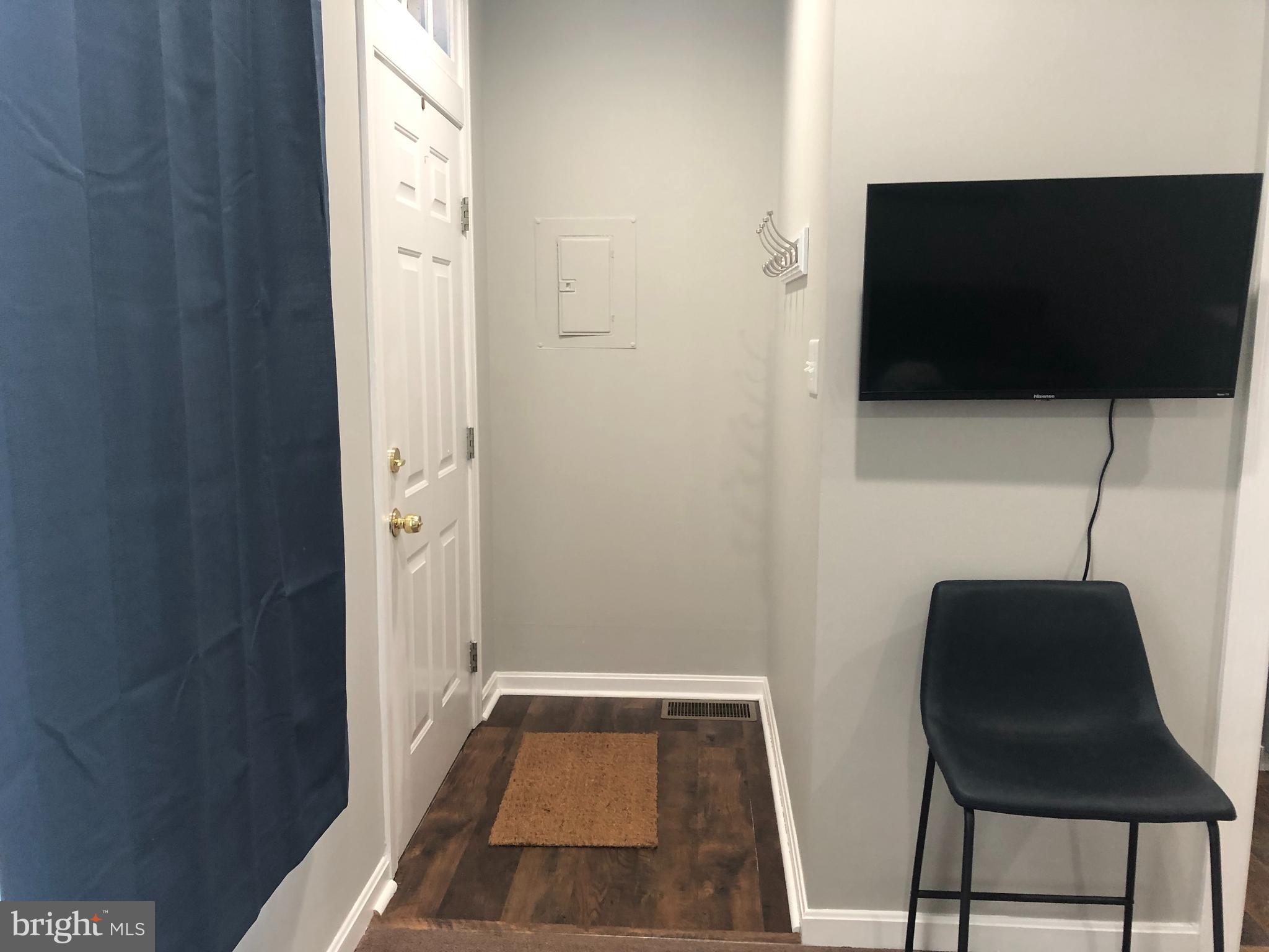 HISTORIC DOWNTOWN WINCHESTER - Residential Lease