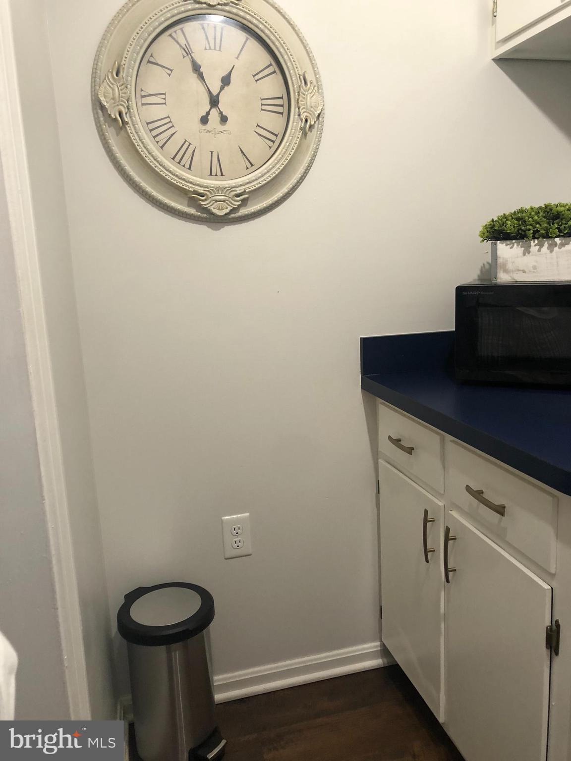 HISTORIC DOWNTOWN WINCHESTER - Residential Lease