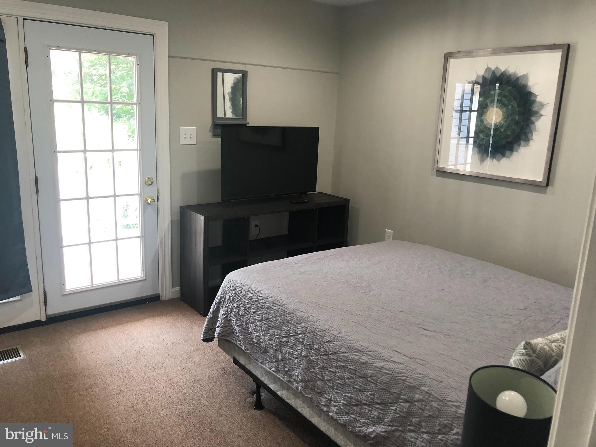 HISTORIC DOWNTOWN WINCHESTER - Residential Lease