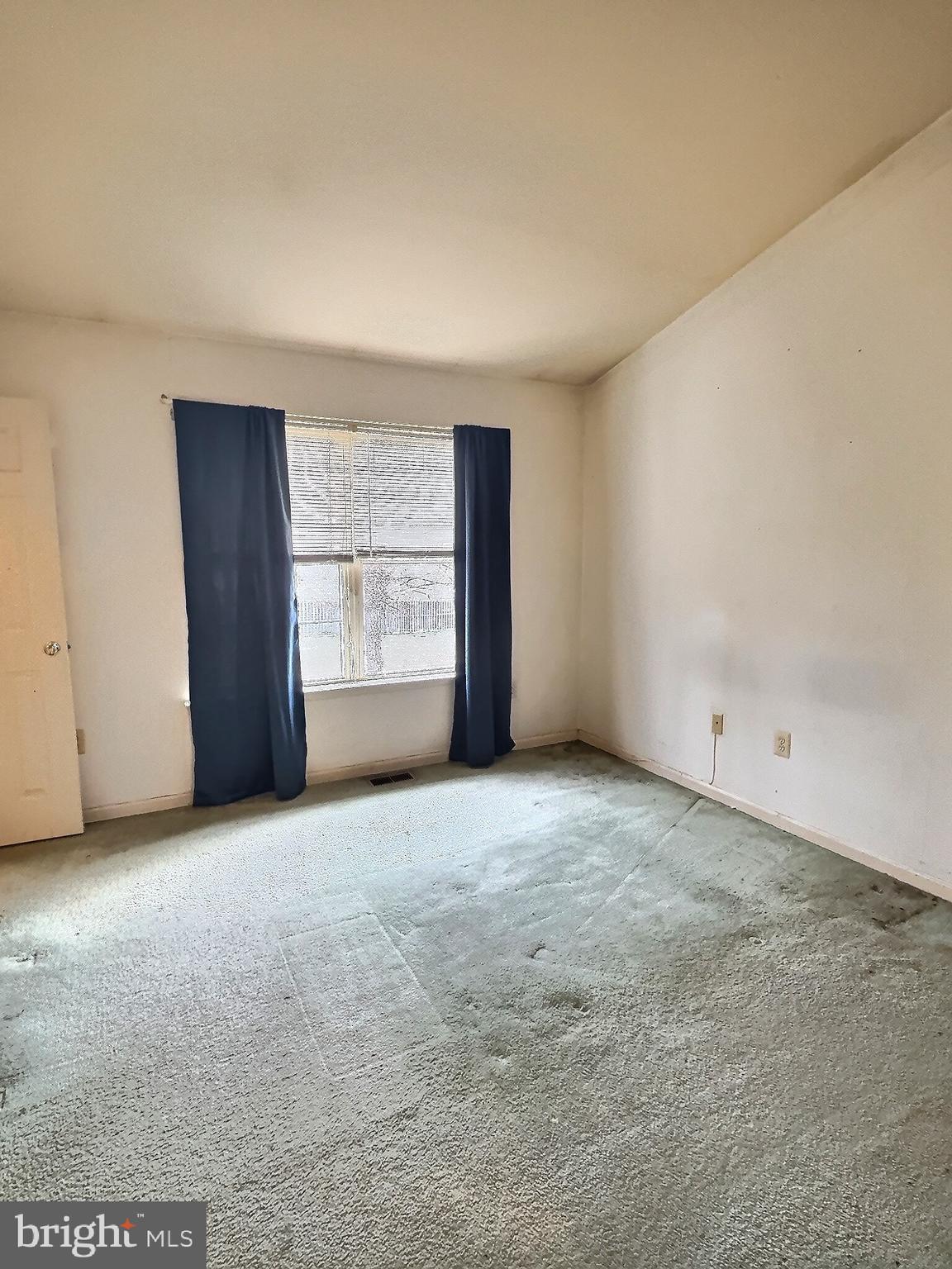 MEADOWS AT WHITE OAK - Residential