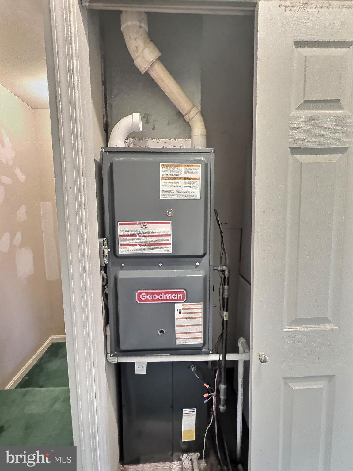 MEADOWS AT WHITE OAK - Residential