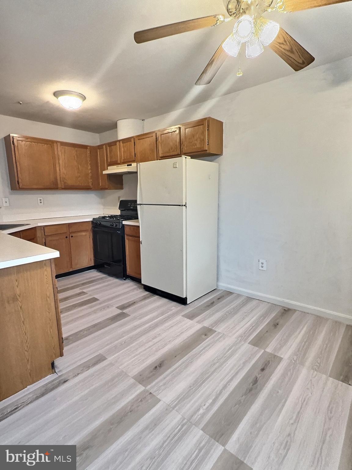 MEADOWS AT WHITE OAK - Residential