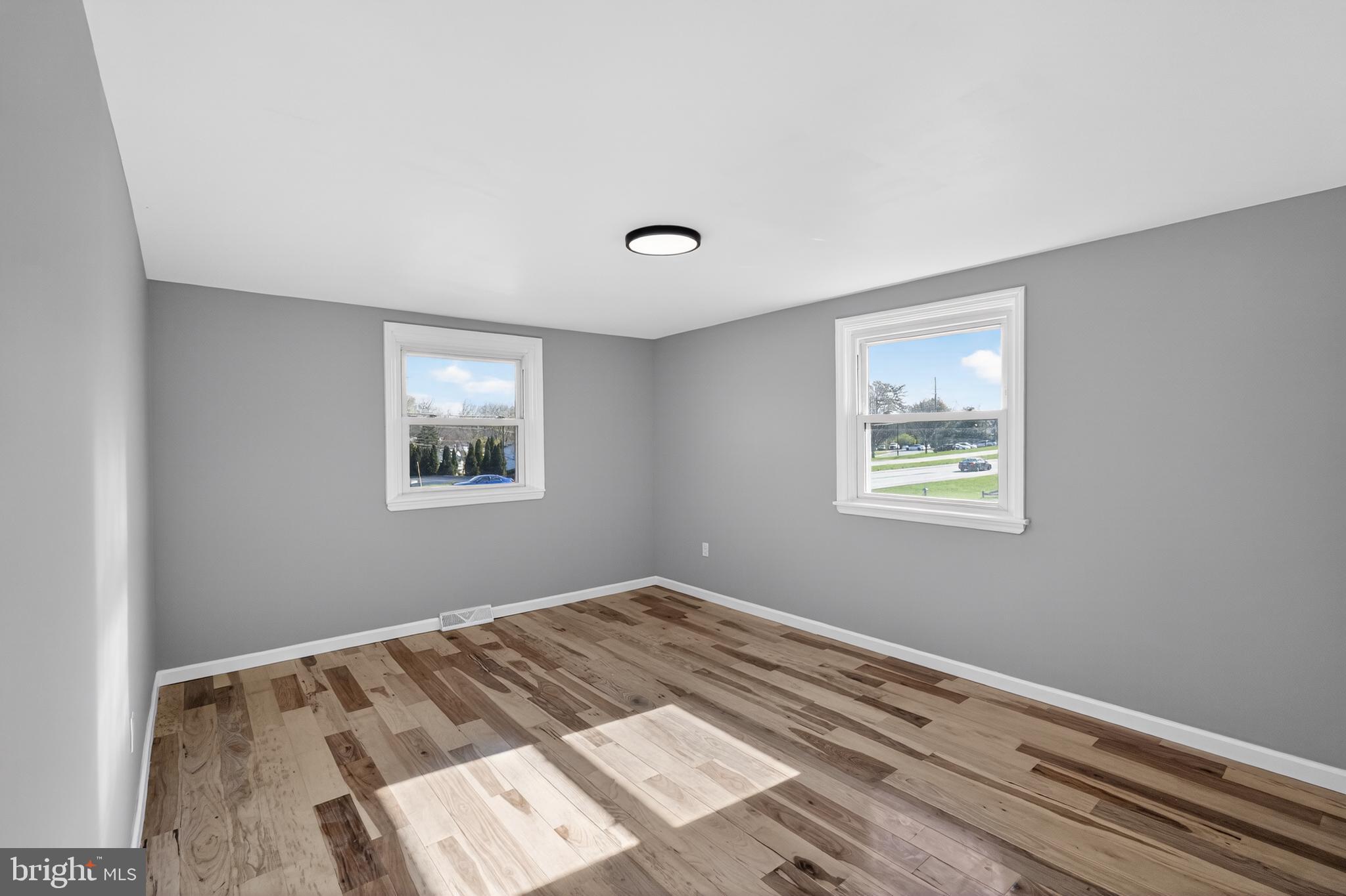 GLEN ACRES - Residential