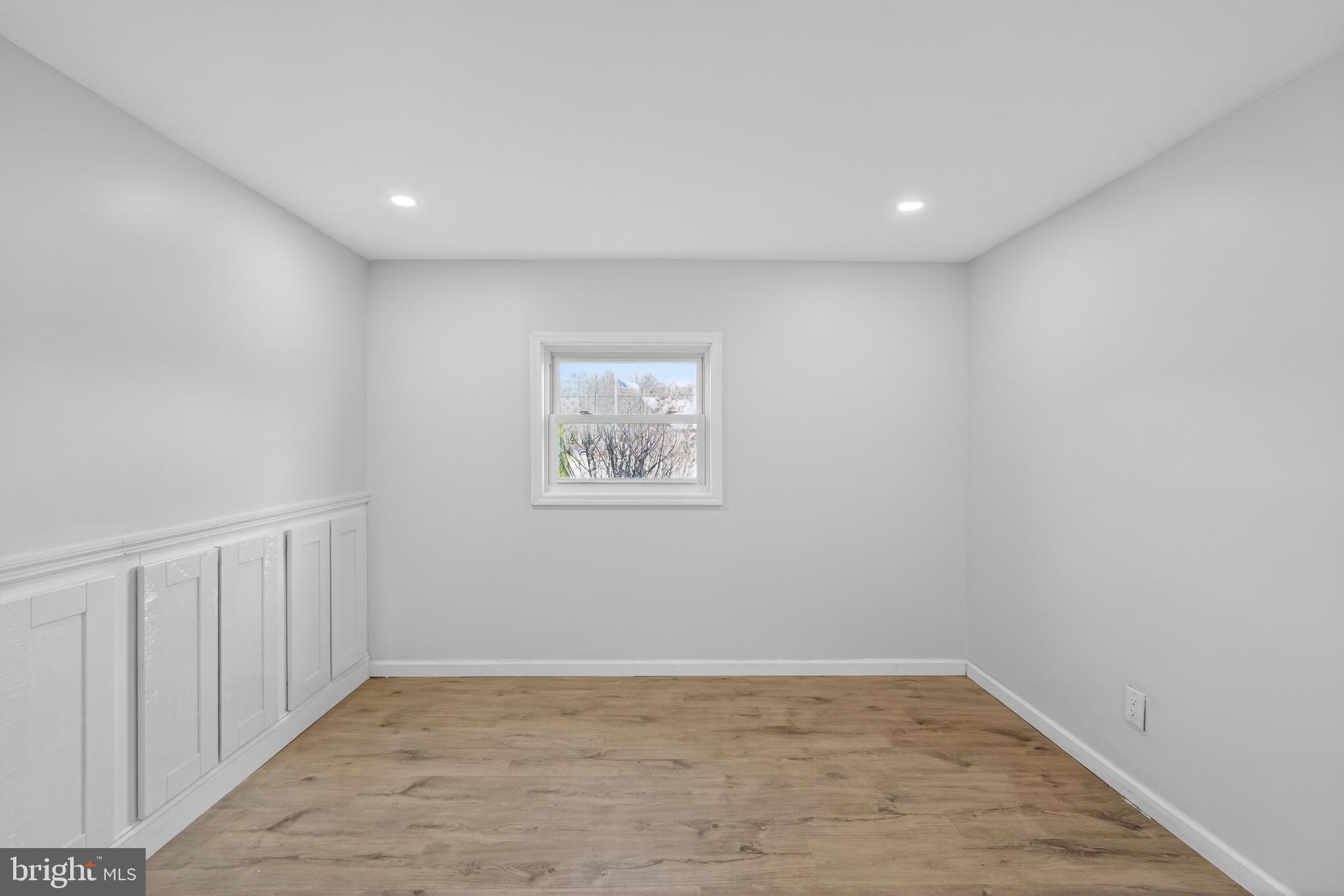 GLEN ACRES - Residential