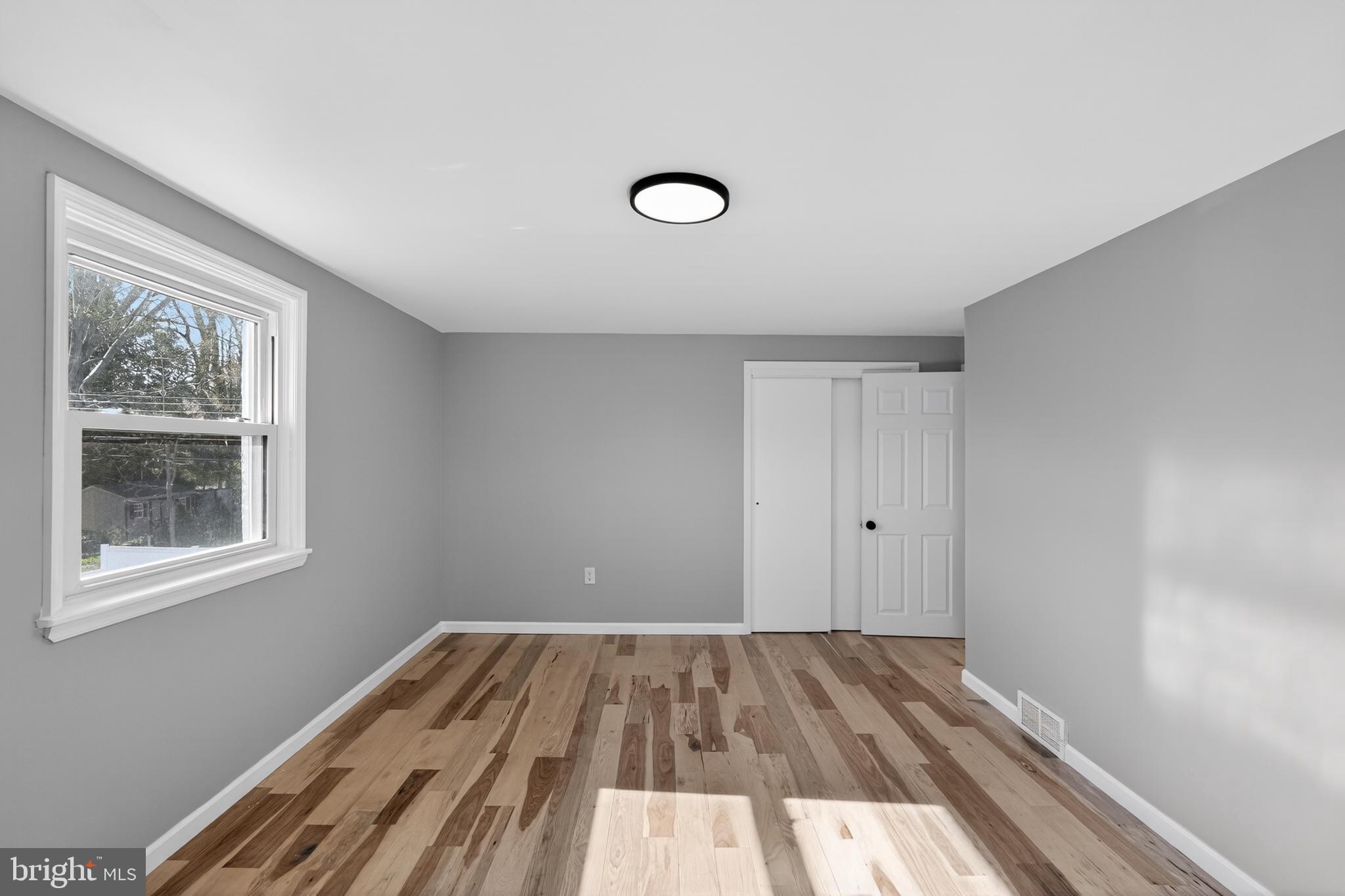 GLEN ACRES - Residential