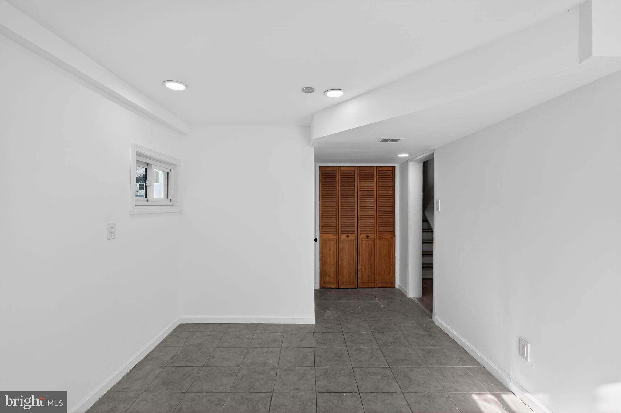 GLEN ACRES - Residential