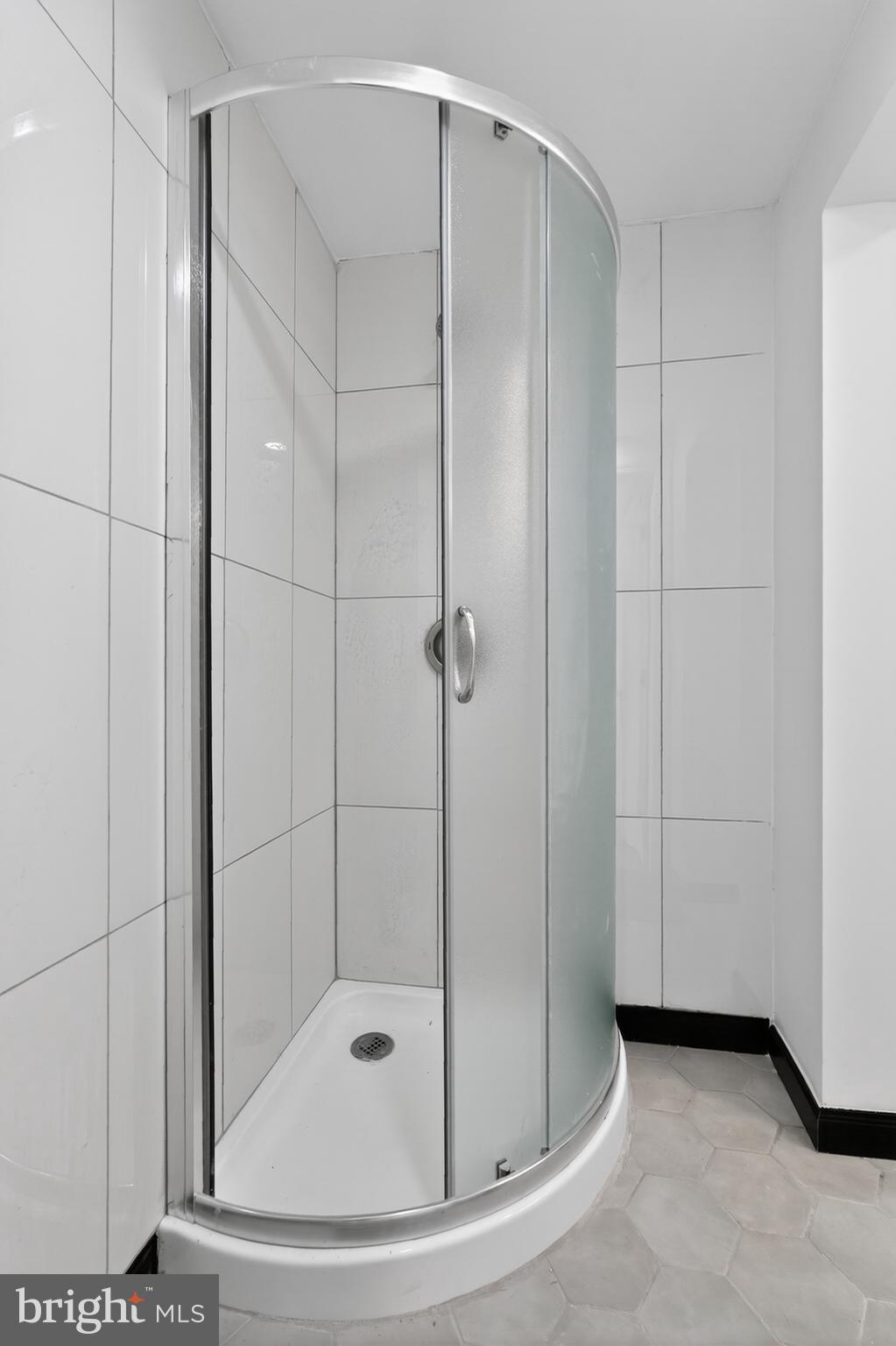 GLEN ACRES - Residential