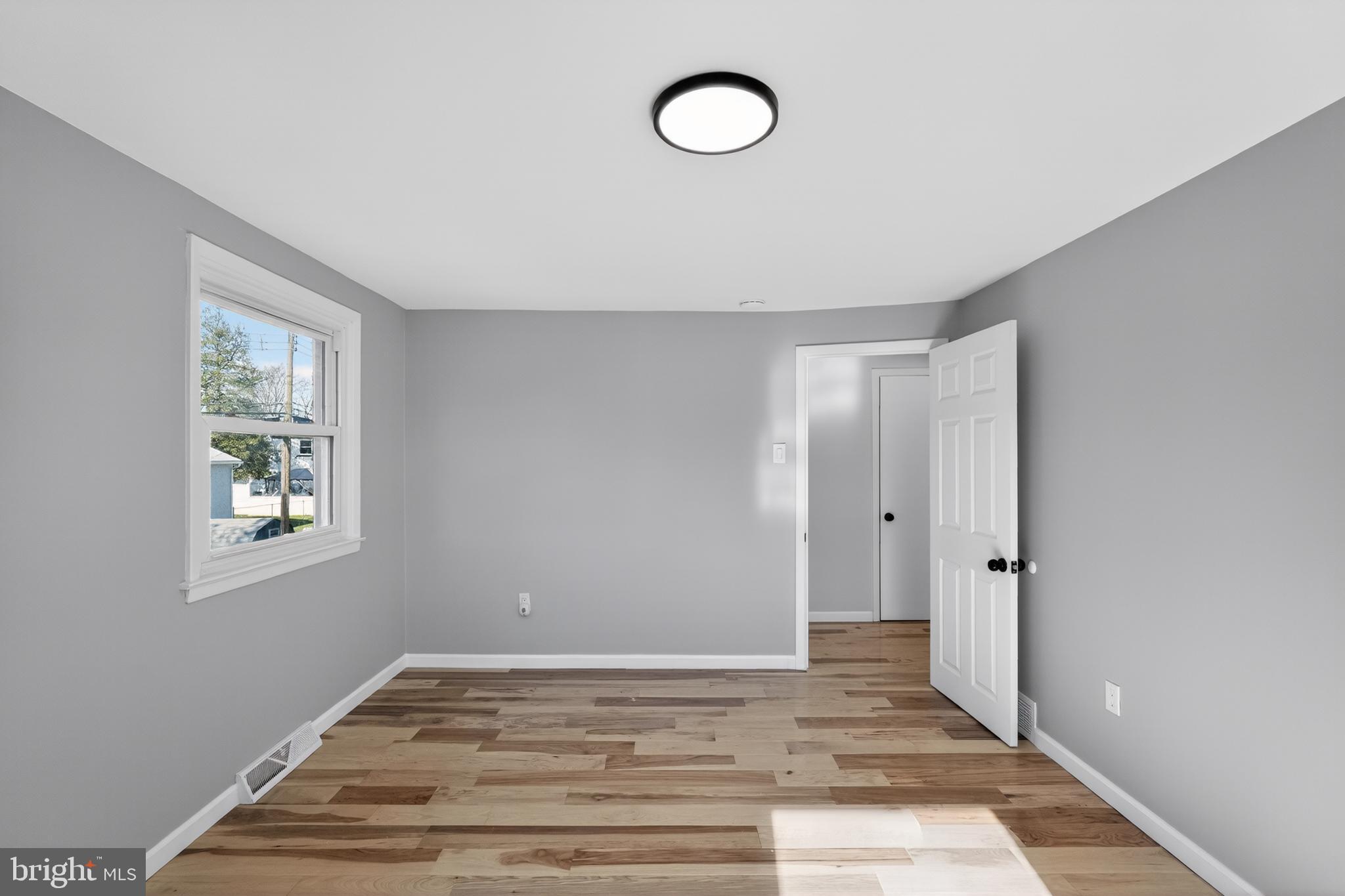 GLEN ACRES - Residential