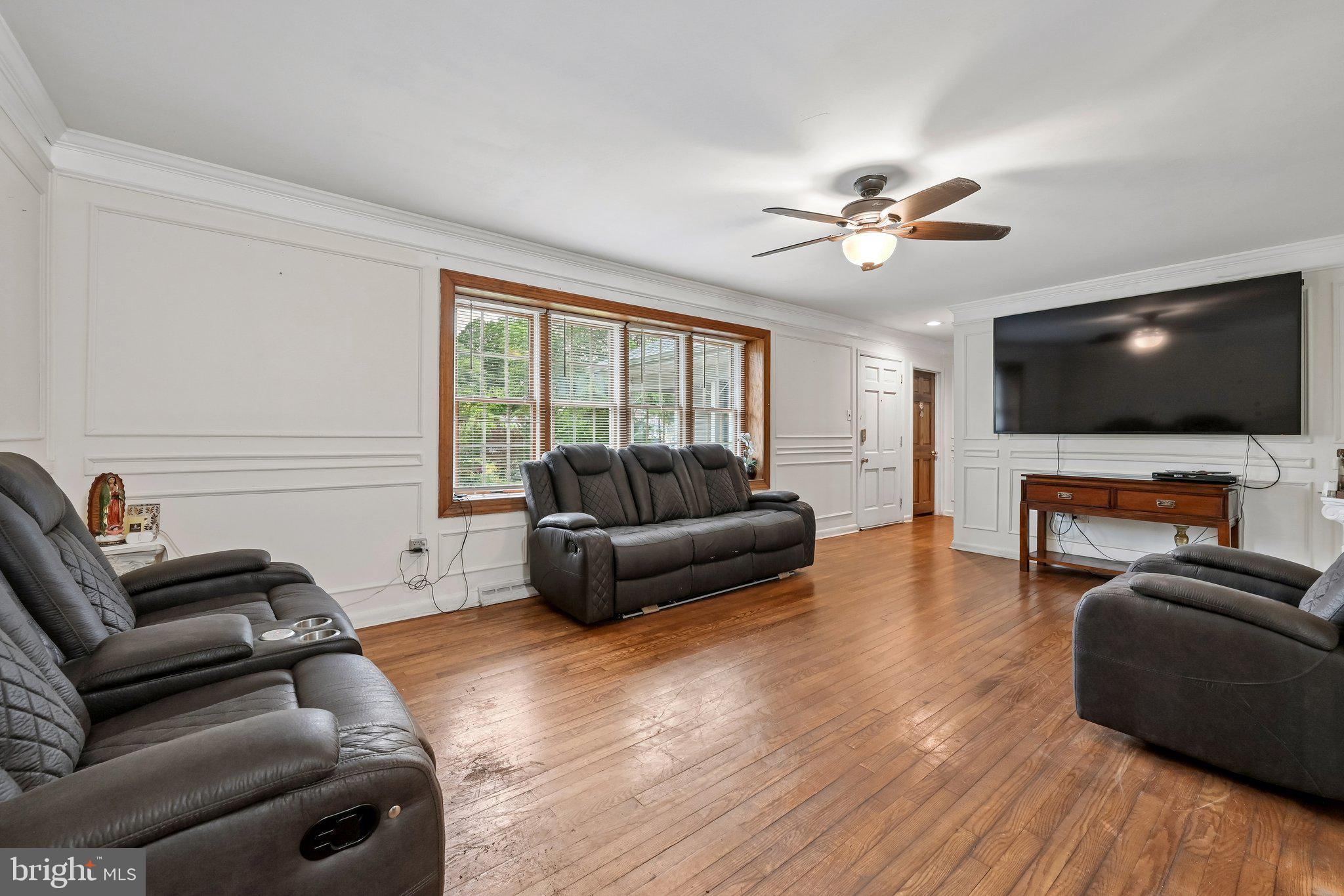 137 FAIRFAX DRIVE