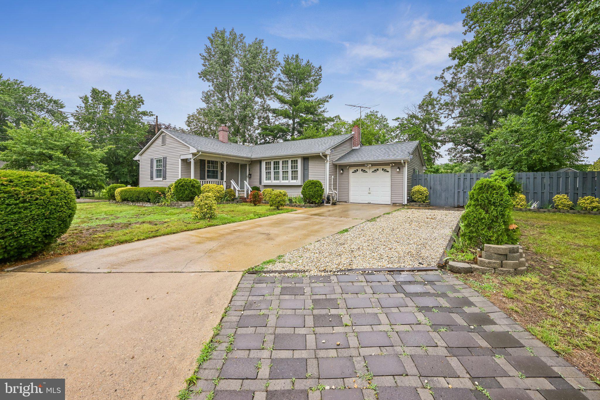 137 FAIRFAX DRIVE