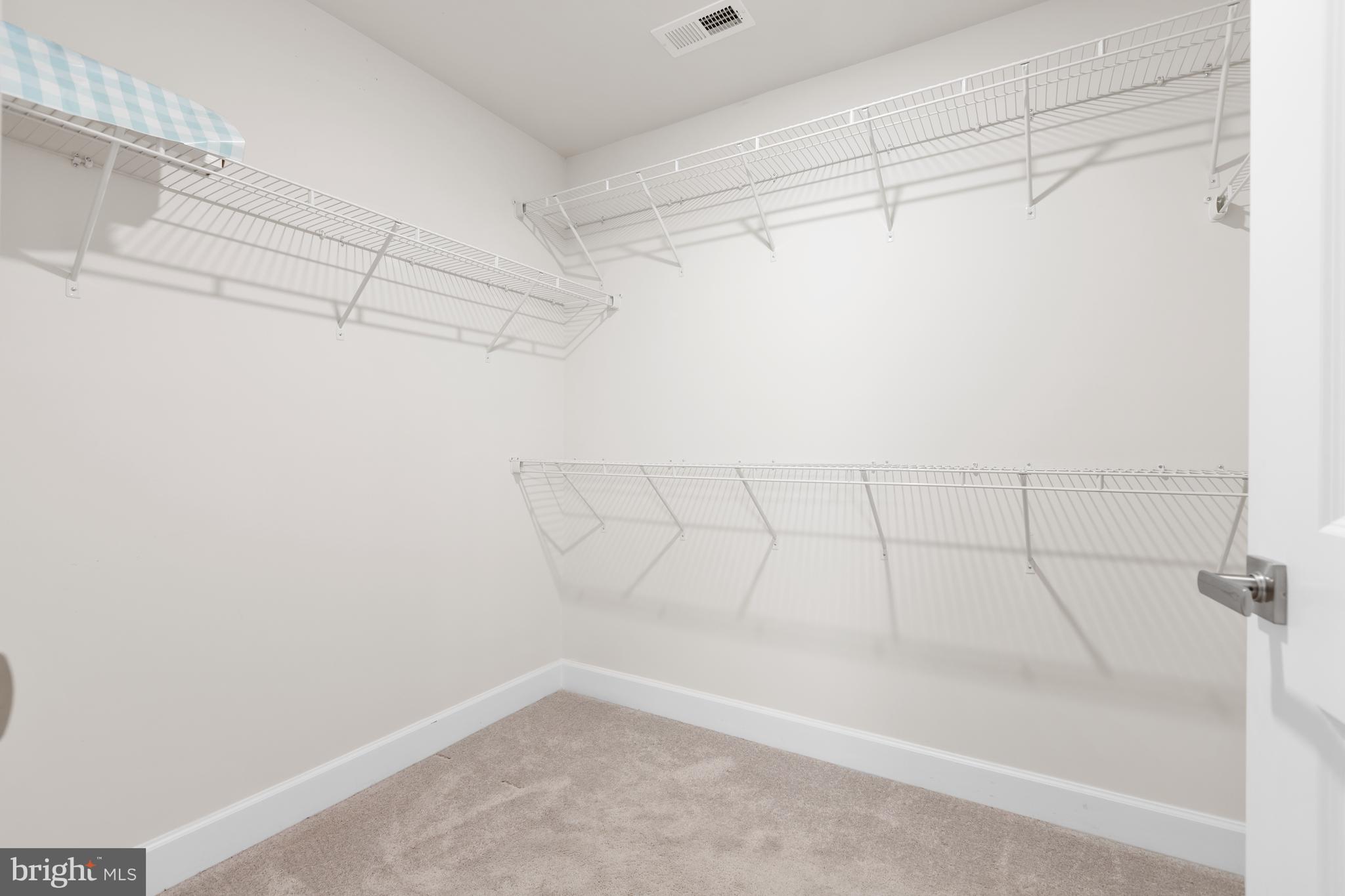 COASTAL CLUB - Residential