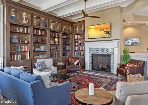 COASTAL CLUB - Residential