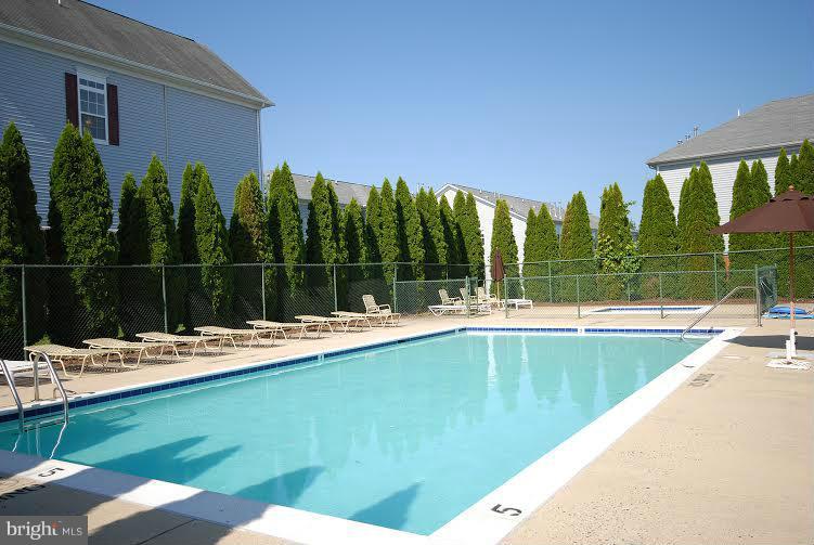 LEESBURG GATEWAY - Residential