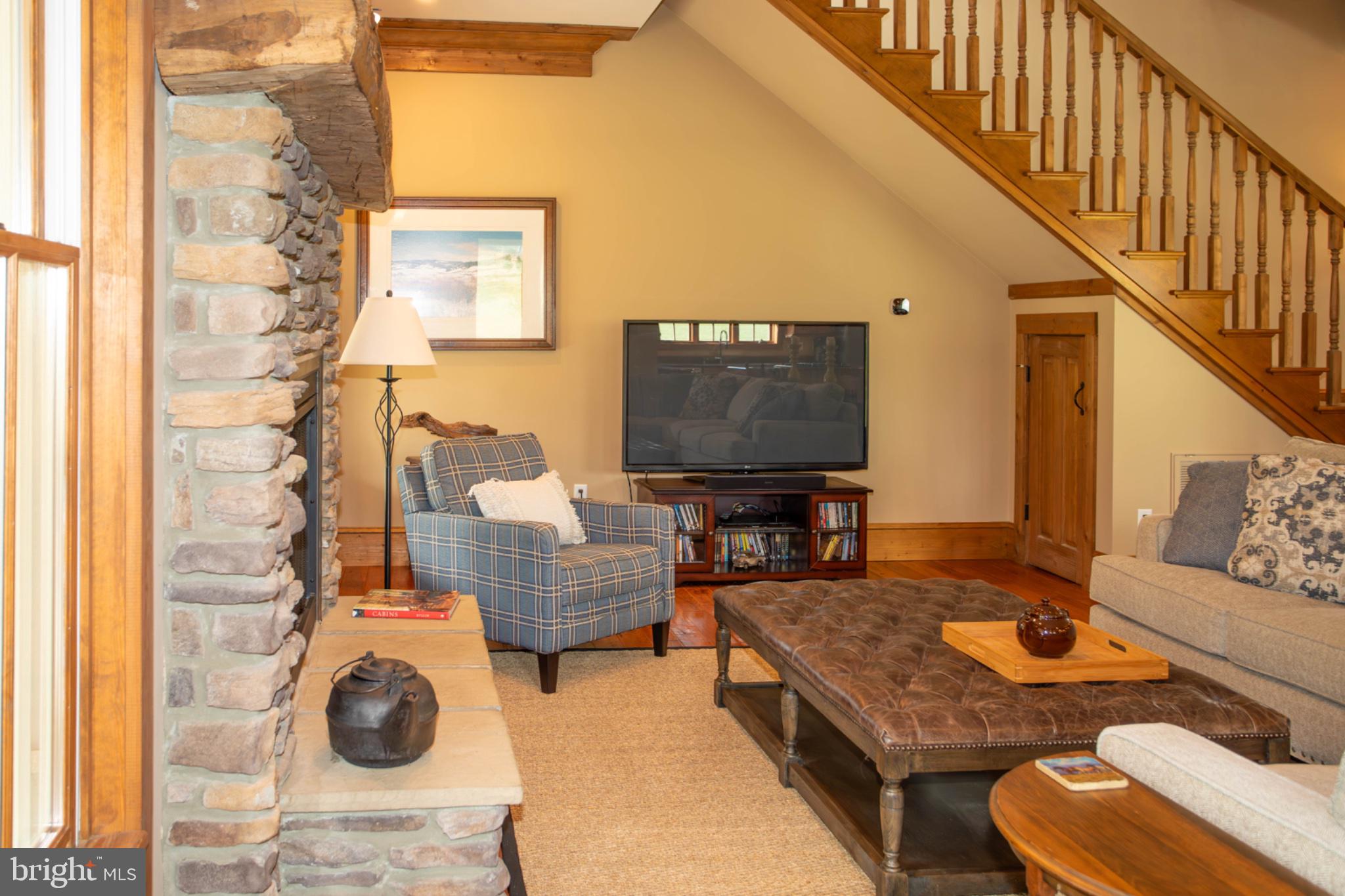 LOST RIVER DIST - Residential