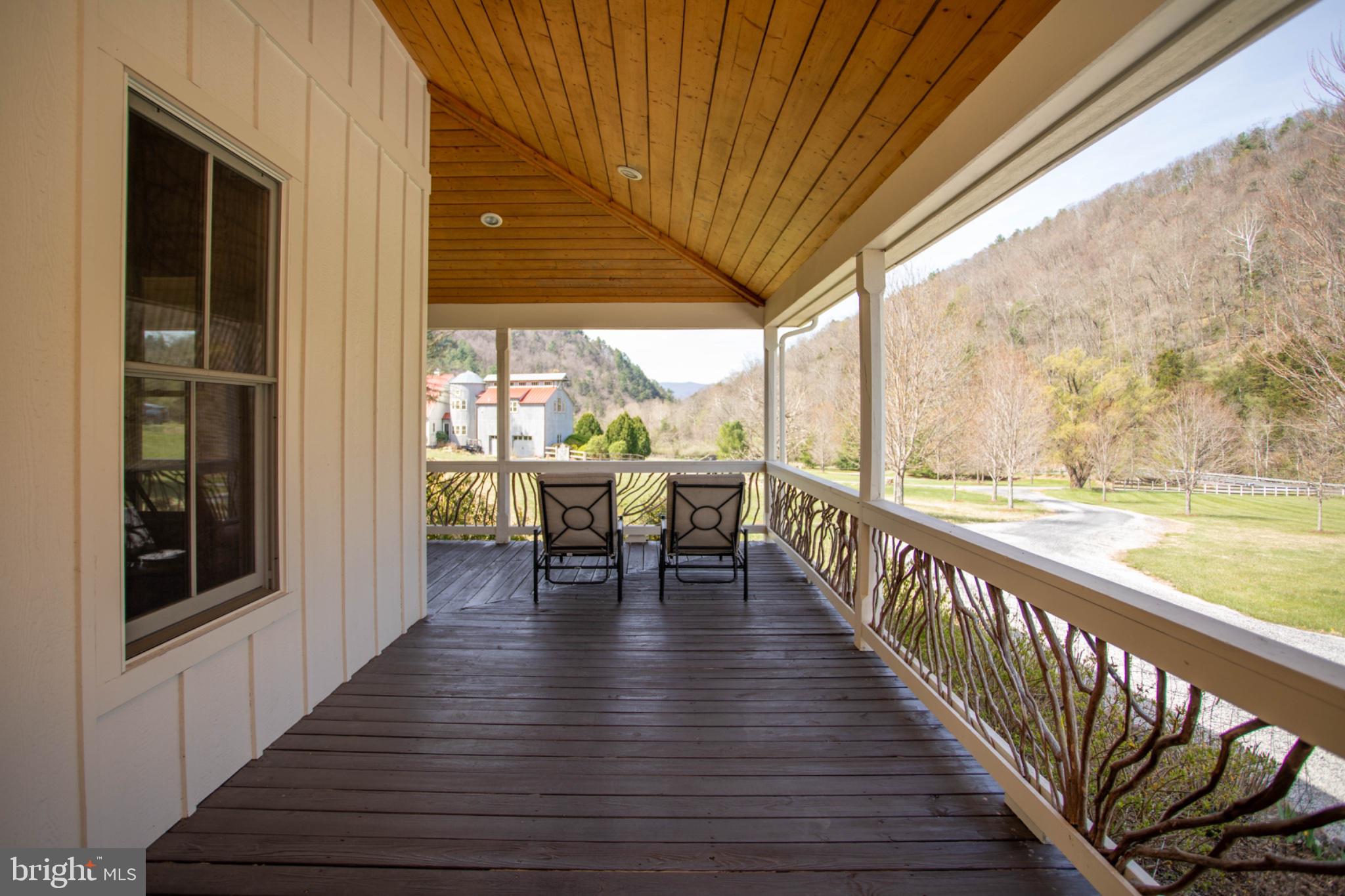 LOST RIVER DIST - Residential