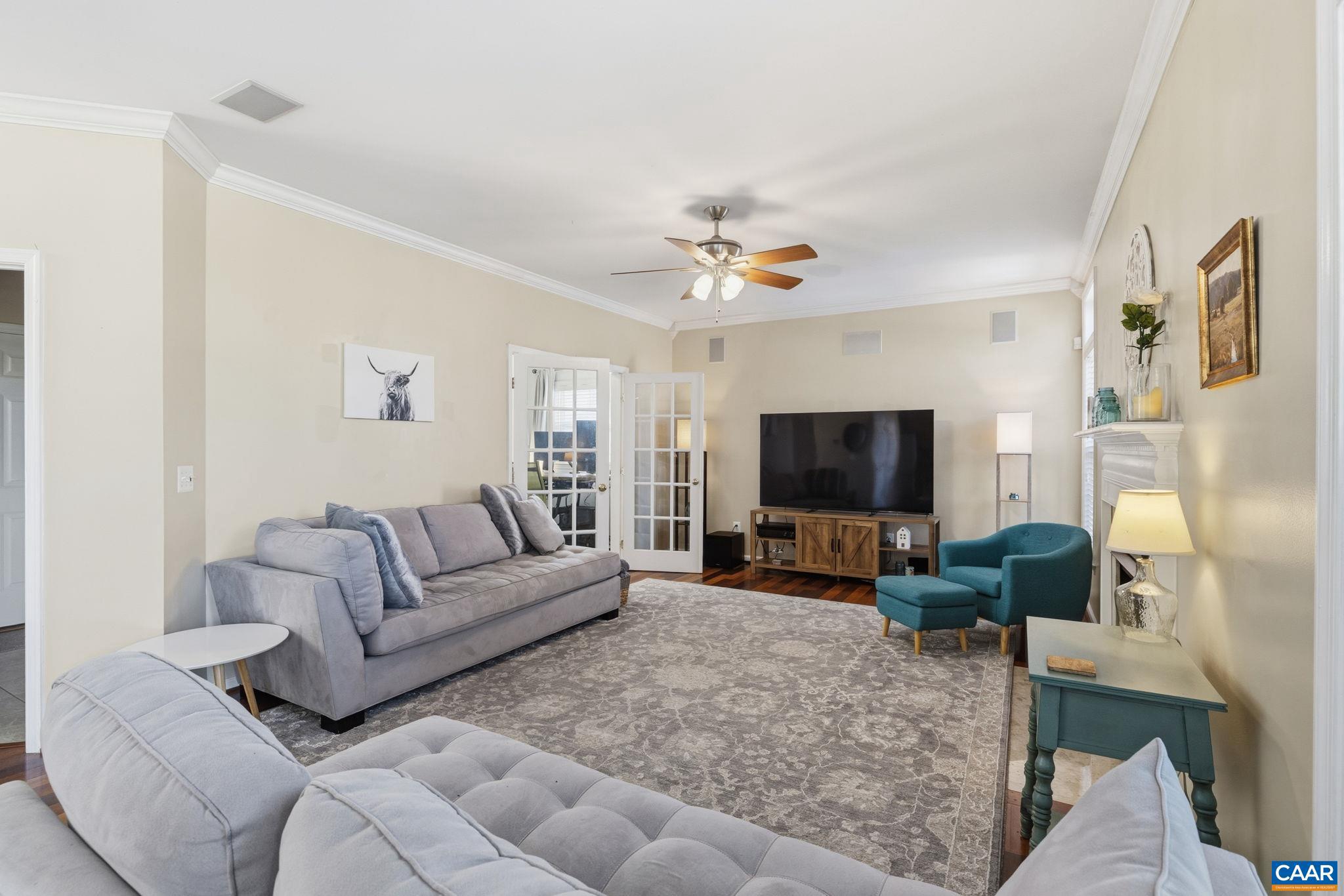 SPRING CREEK - Residential