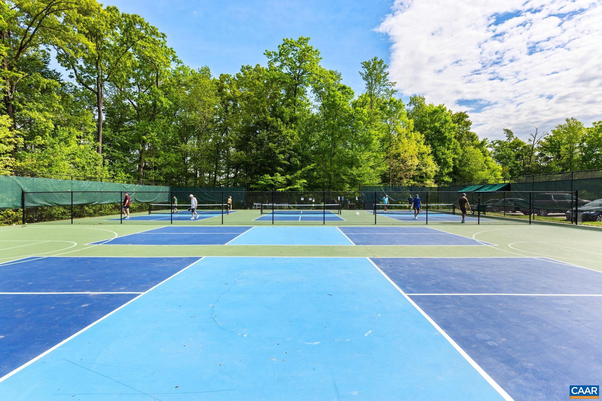 SPRING CREEK - Residential