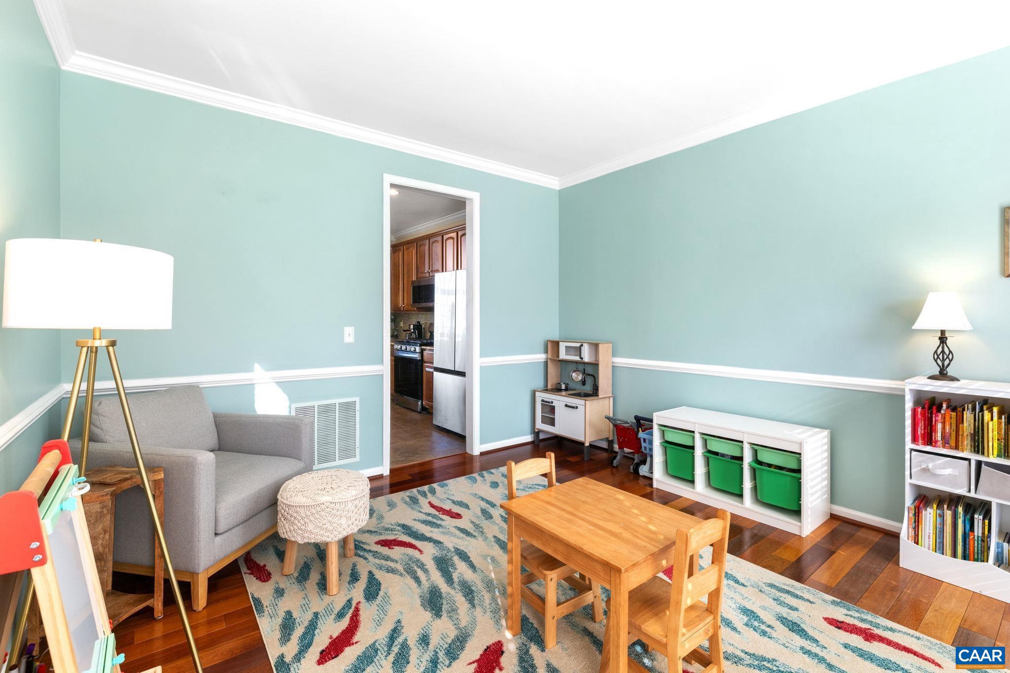 SPRING CREEK - Residential