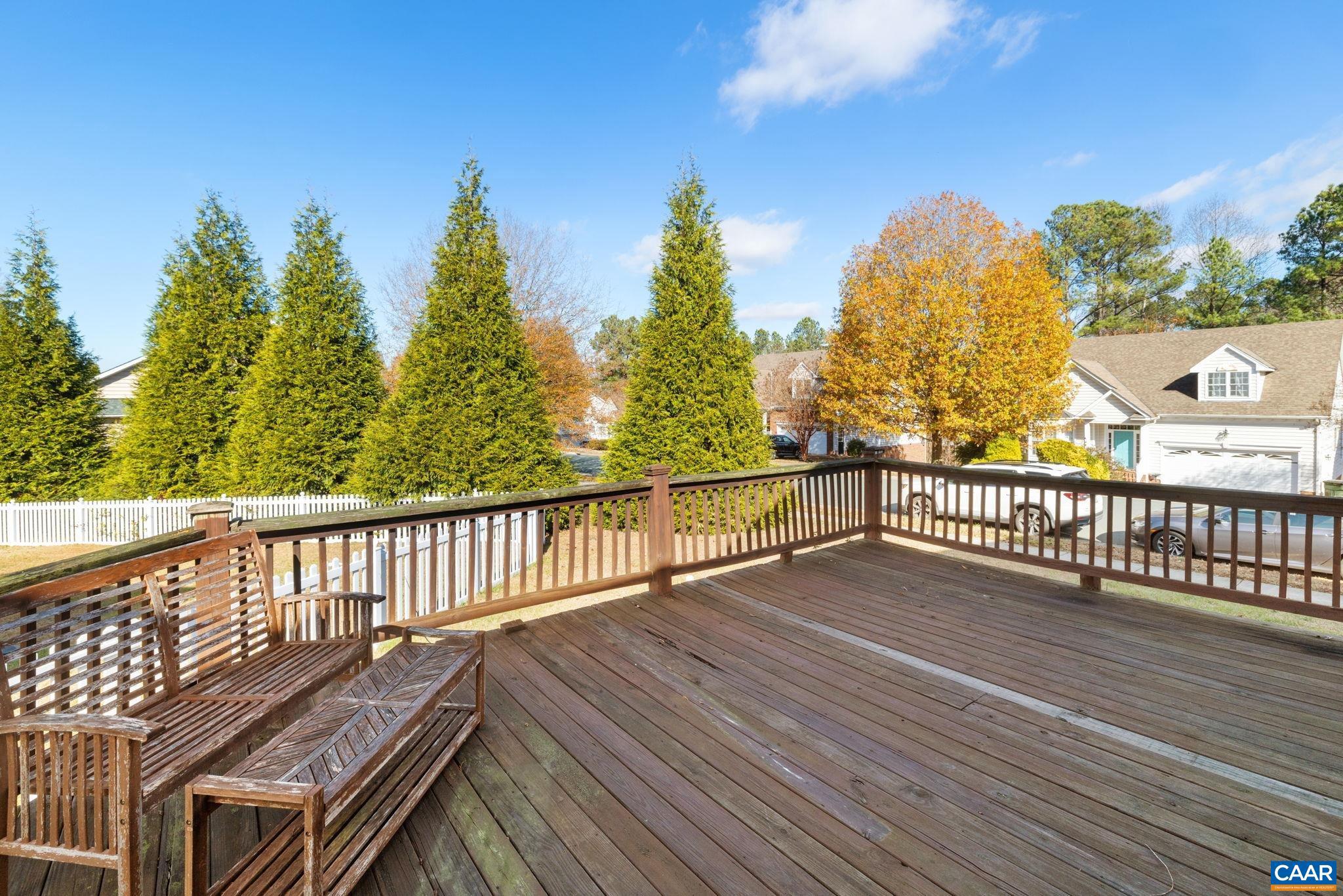 SPRING CREEK - Residential