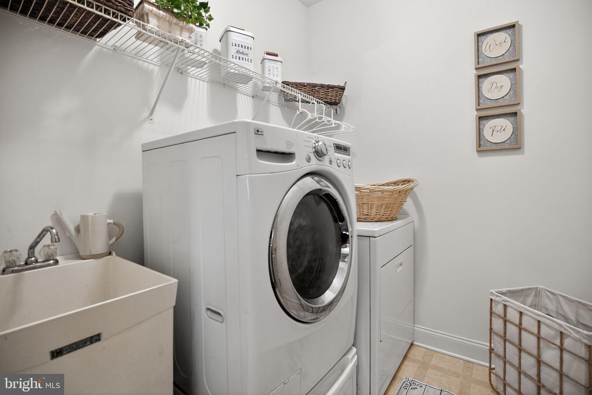 LEDERACH GOLF FAIRWY - Residential