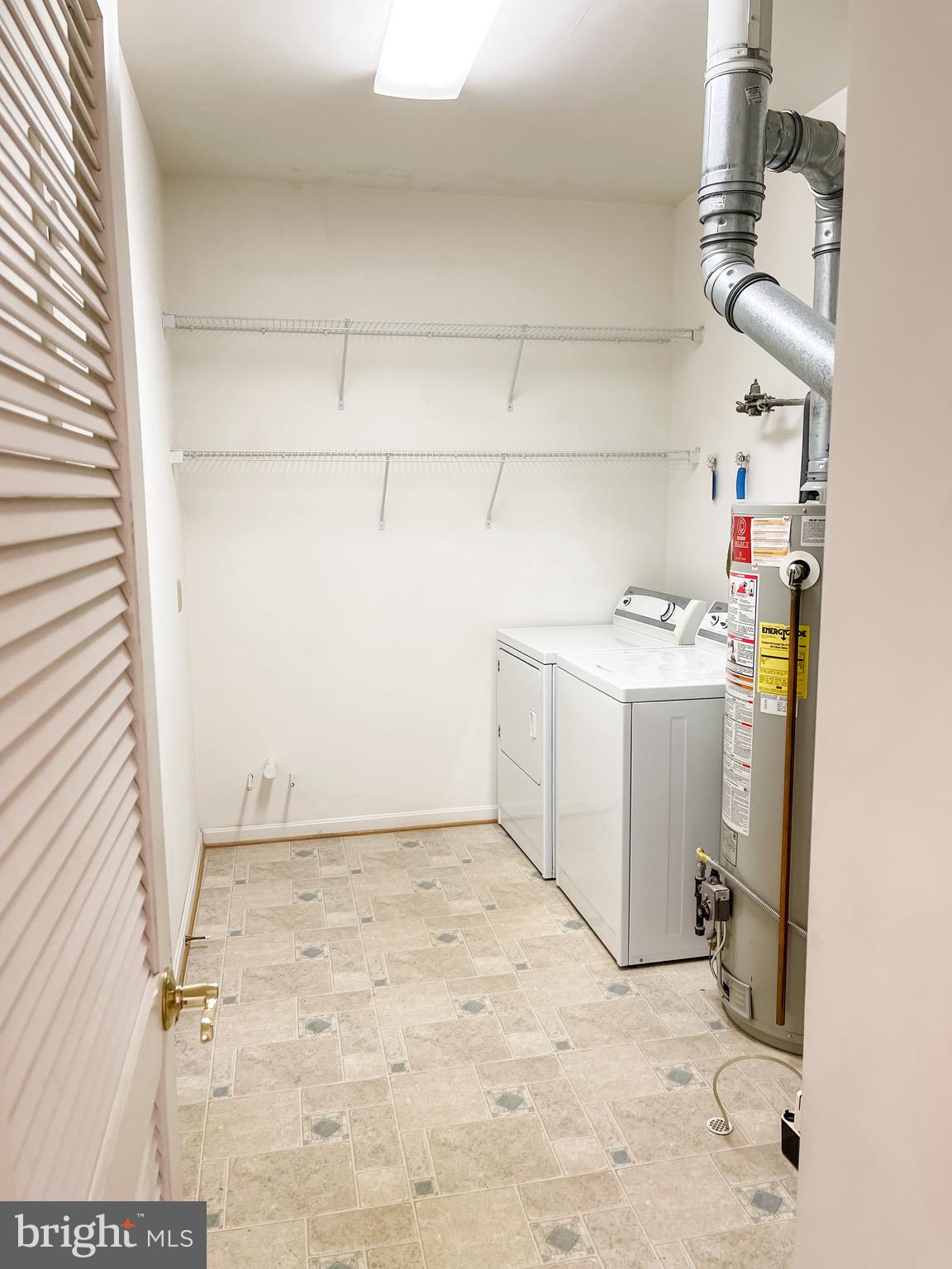 SALEM FIELDS - Residential Lease