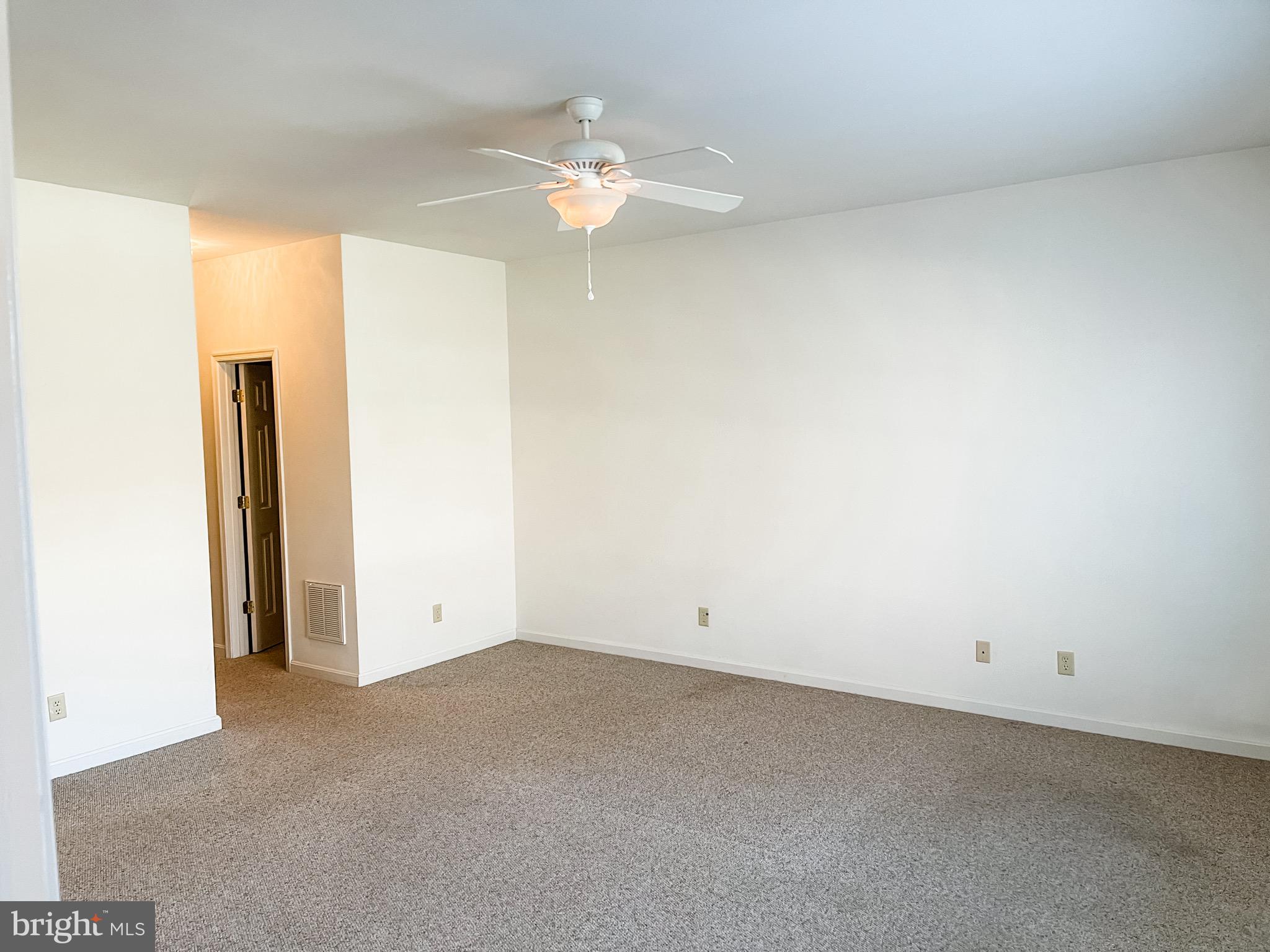 SALEM FIELDS - Residential Lease