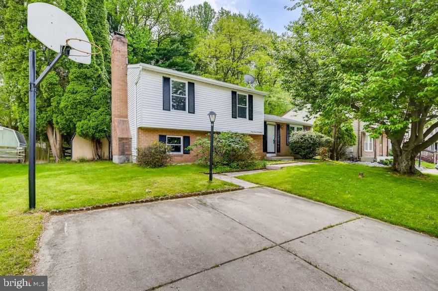 Welcome to 4717 Hawksbury Road! This spilt level home offers new flooring, deck, fresh paint and more! Open floorplan with family room, dining room and kitchen on main level. Kitchen offers stainless steel appliances and window overlooking back yard. Dining room sliding door opens to spacious new deck. Upstairs hosts 3 bedrooms and 1 full bathroom. Lower level offers den/family room, bedroom, half bathroom and laundry room with door to backyard. Lower level also features a wood burning fireplace! Spacious driveway. Come see today!!