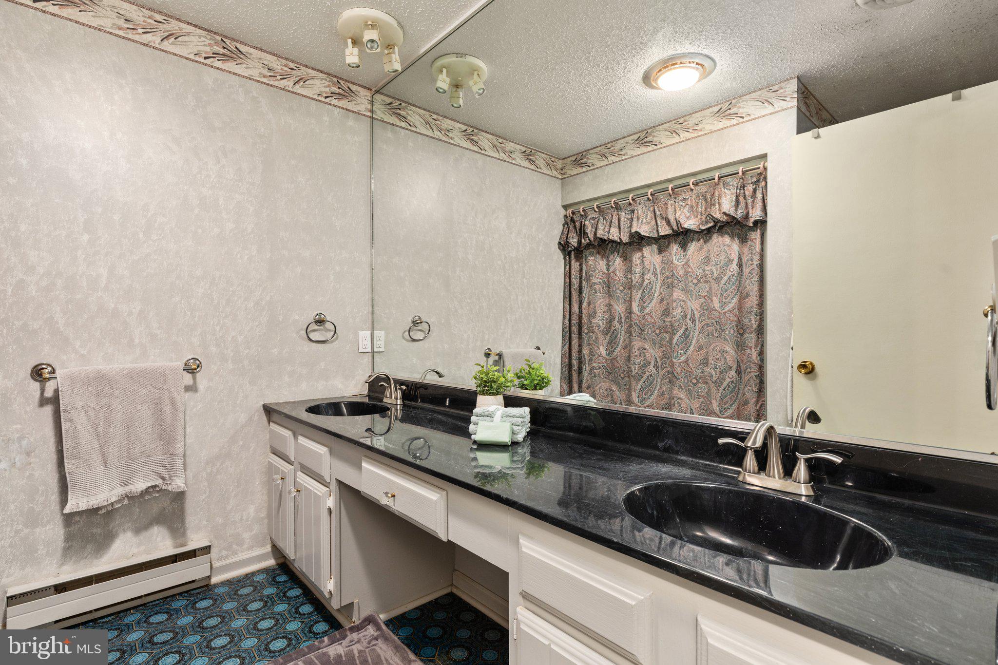 BRIARWOOD - Residential