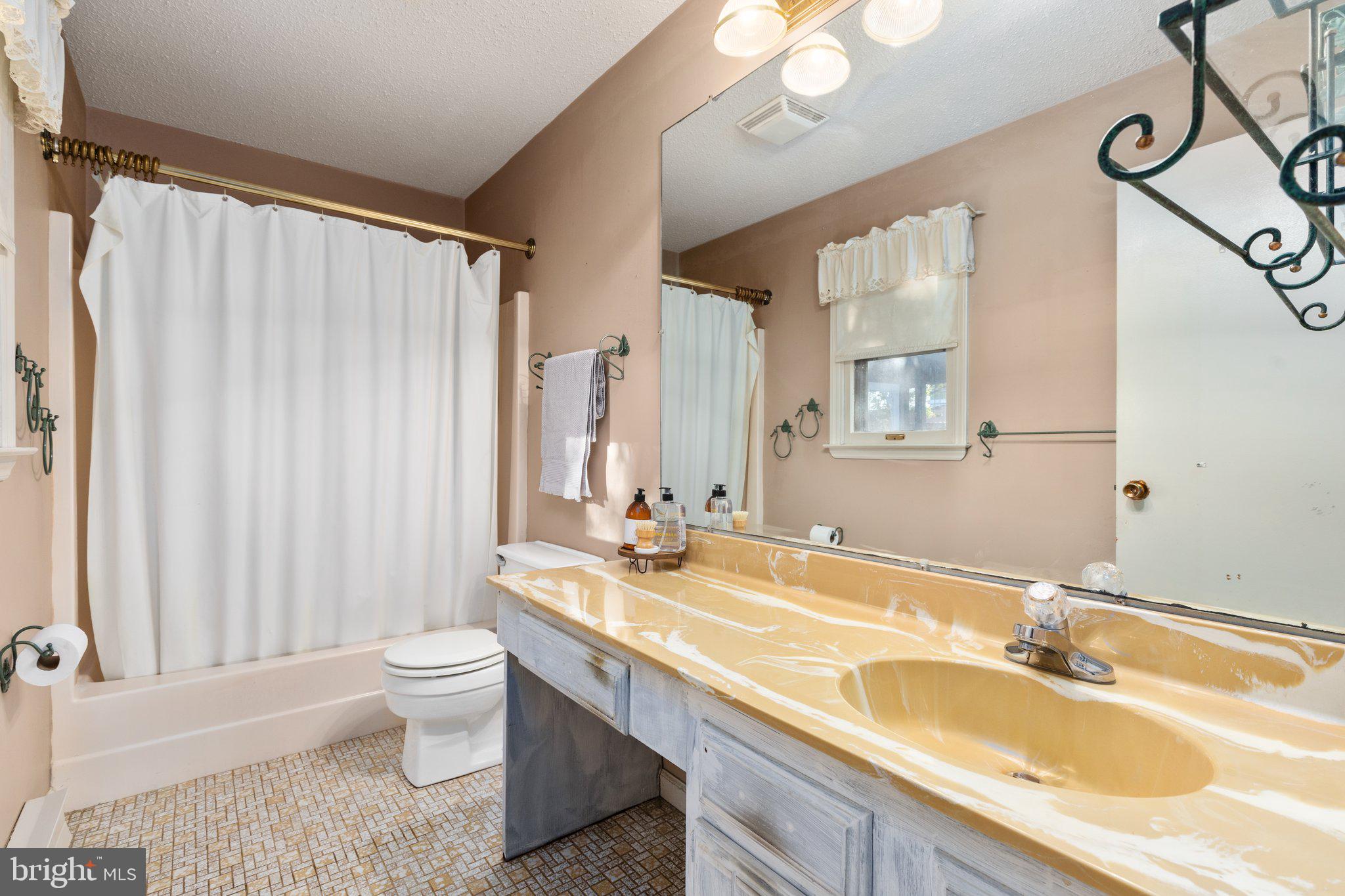 BRIARWOOD - Residential