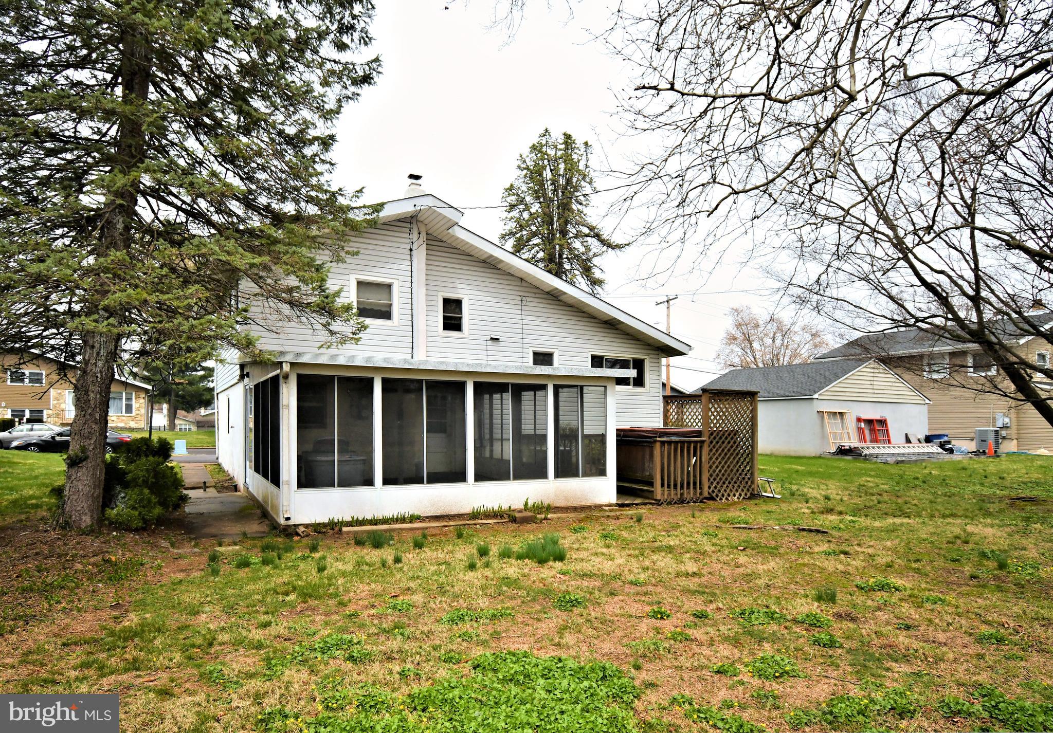 PENN VIL - Residential