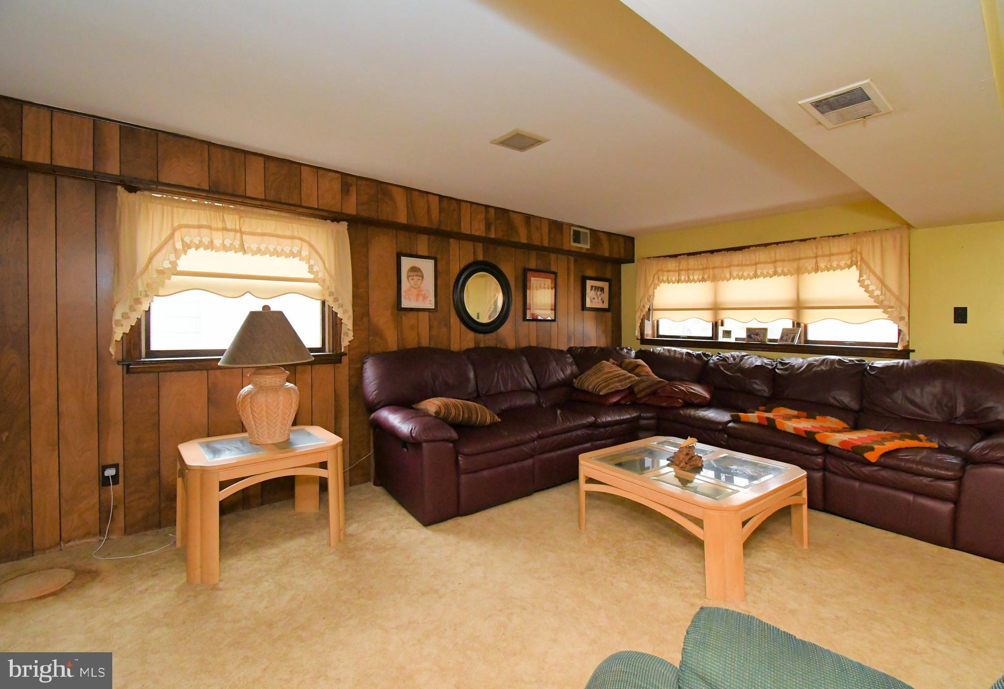 PENN VIL - Residential