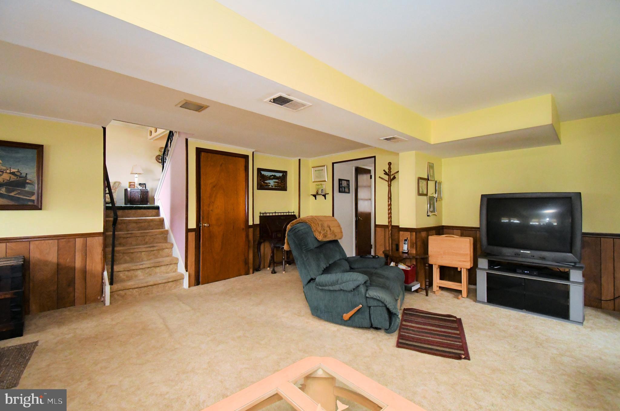 PENN VIL - Residential