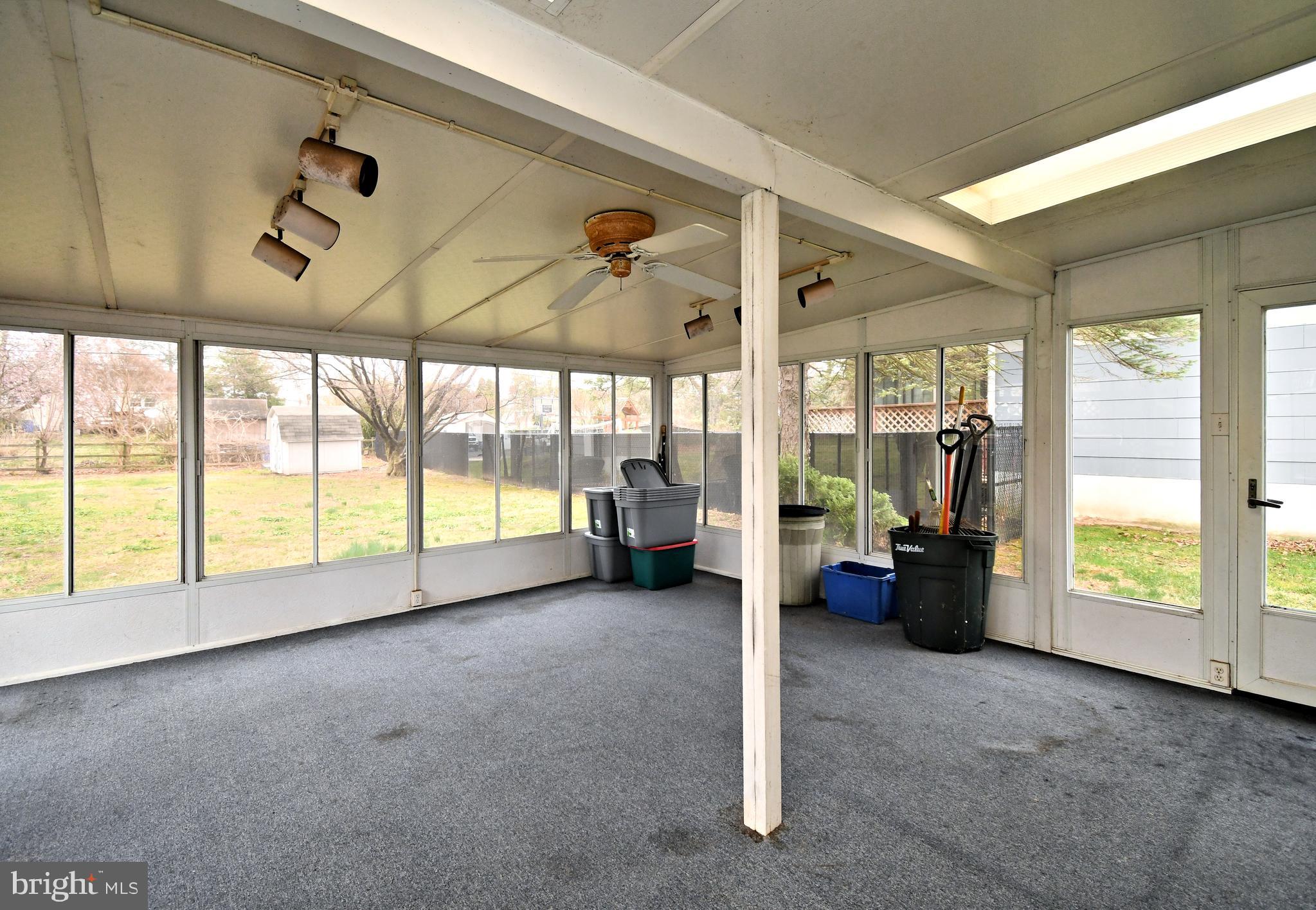 PENN VIL - Residential