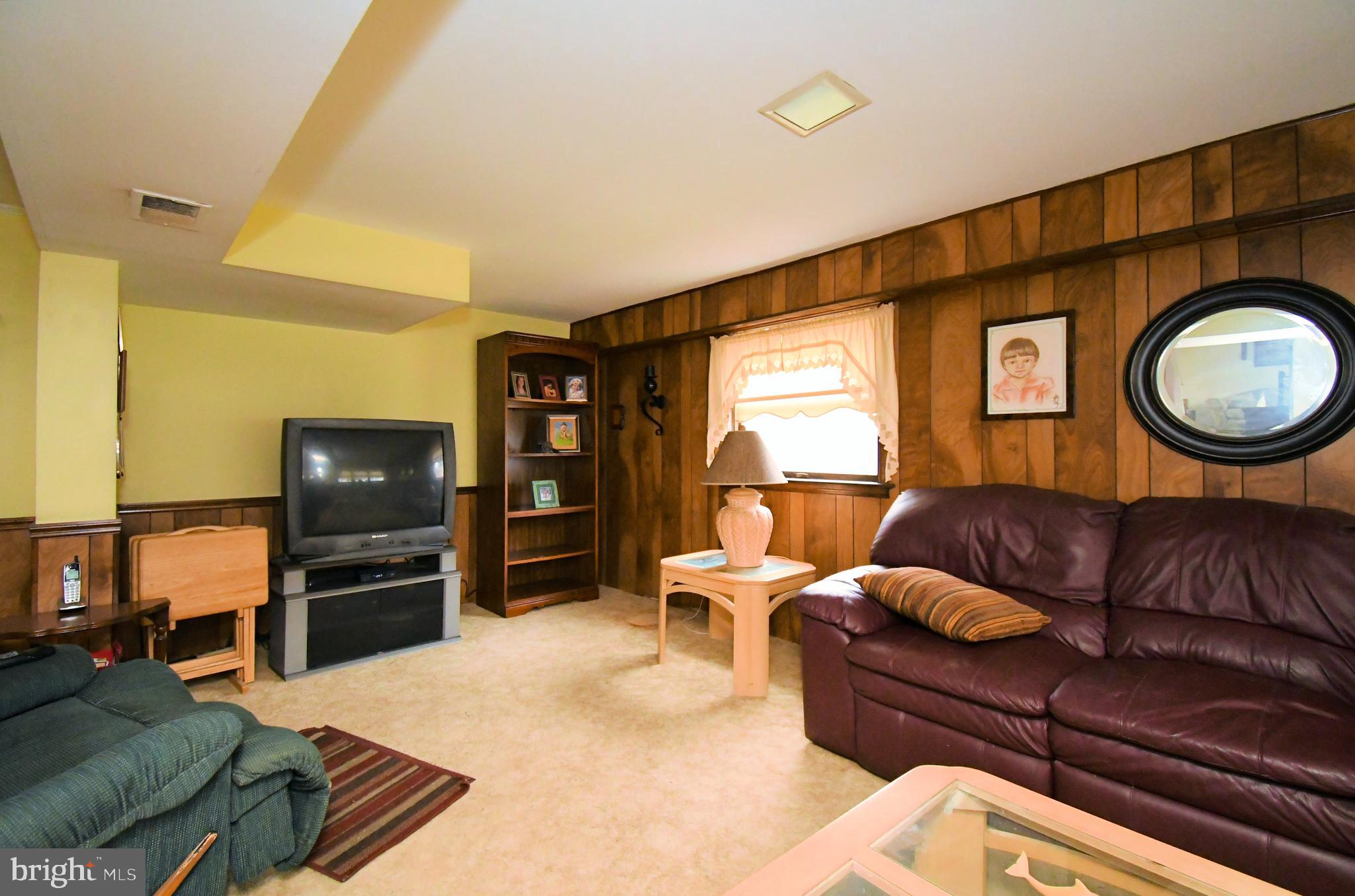 PENN VIL - Residential