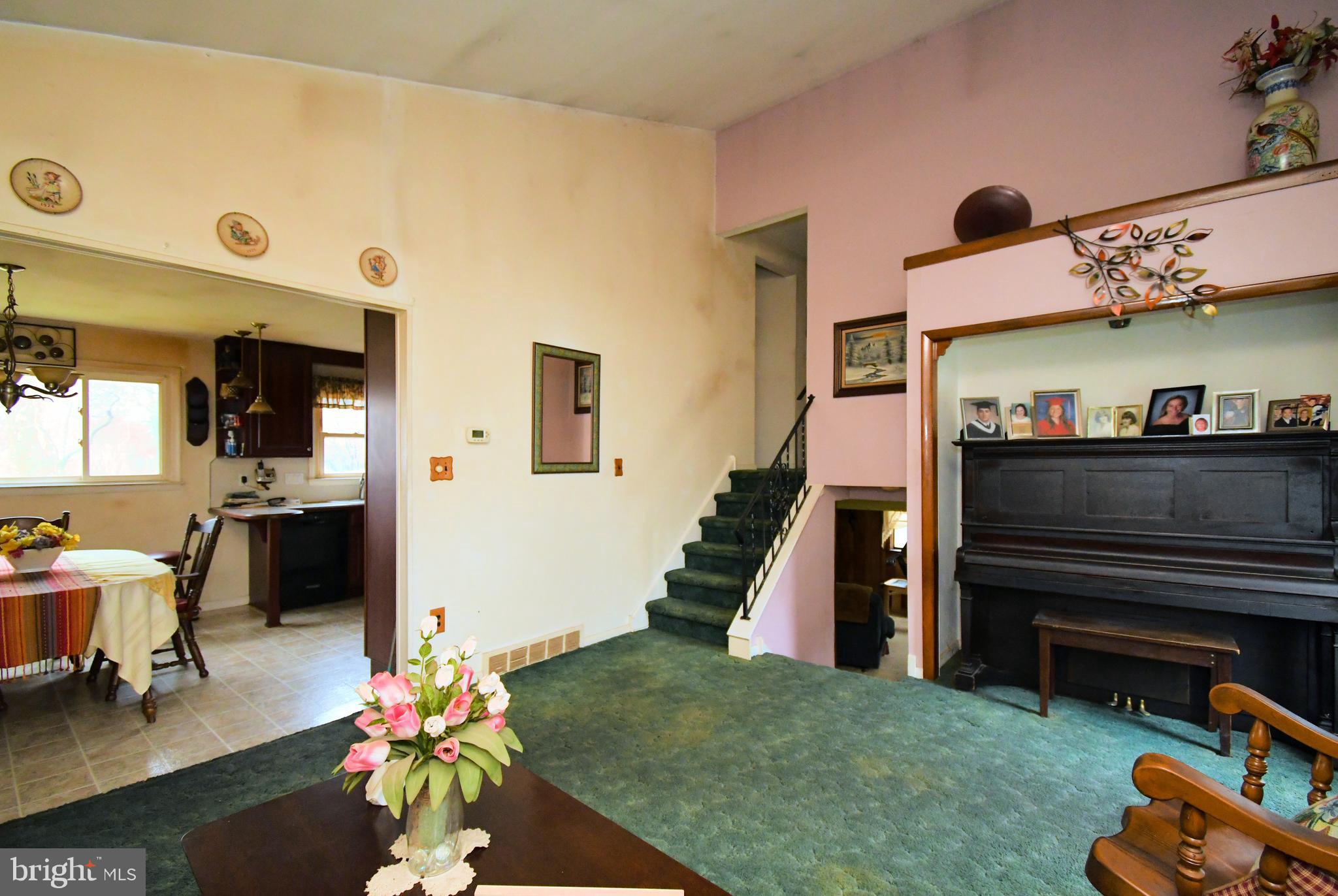 PENN VIL - Residential