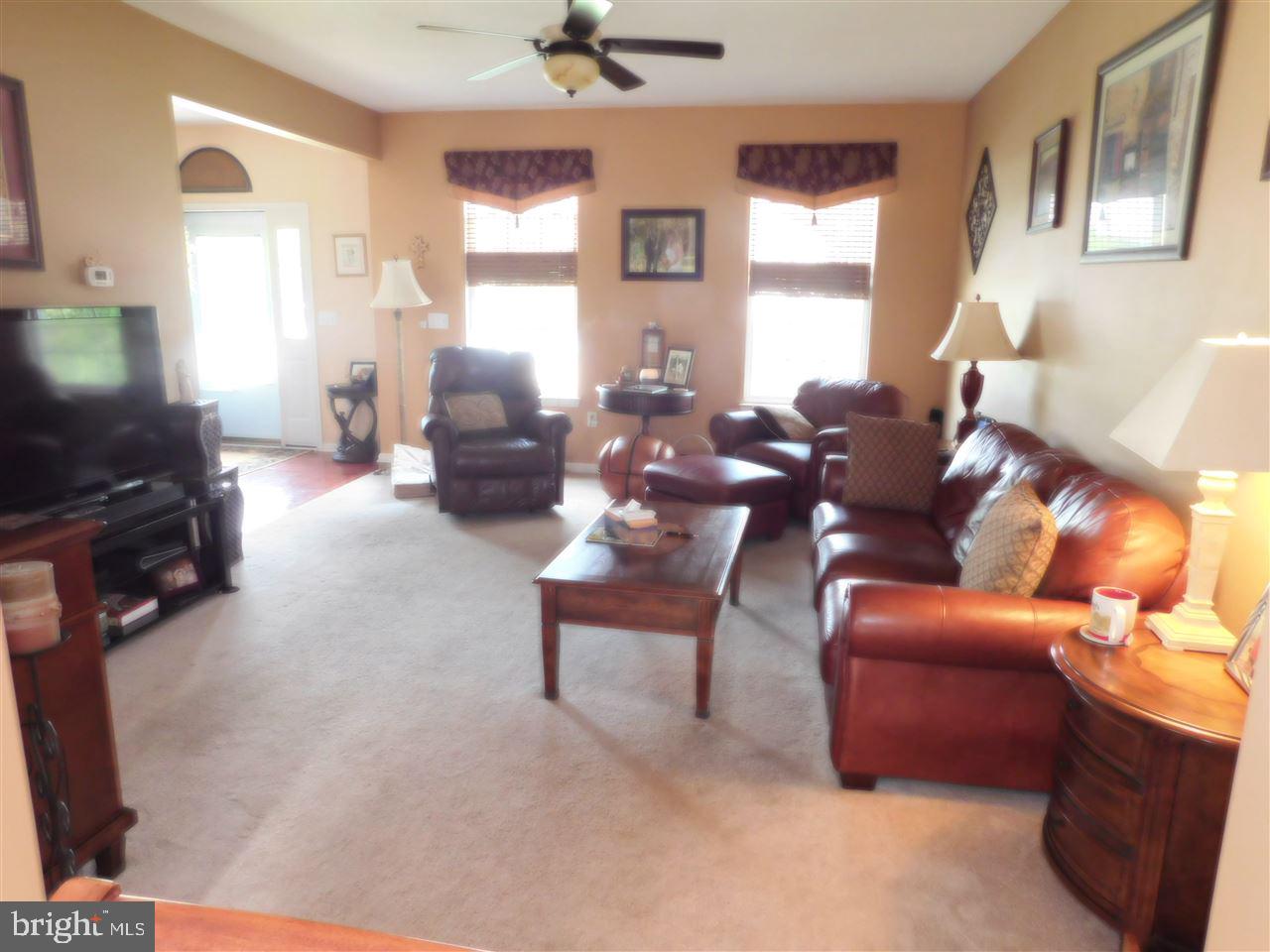 ORIOLE CIRCLE - Residential