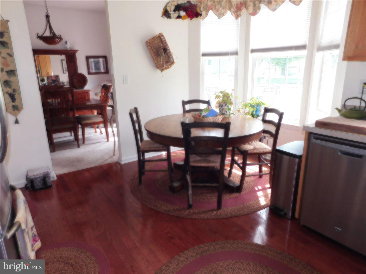 ORIOLE CIRCLE - Residential
