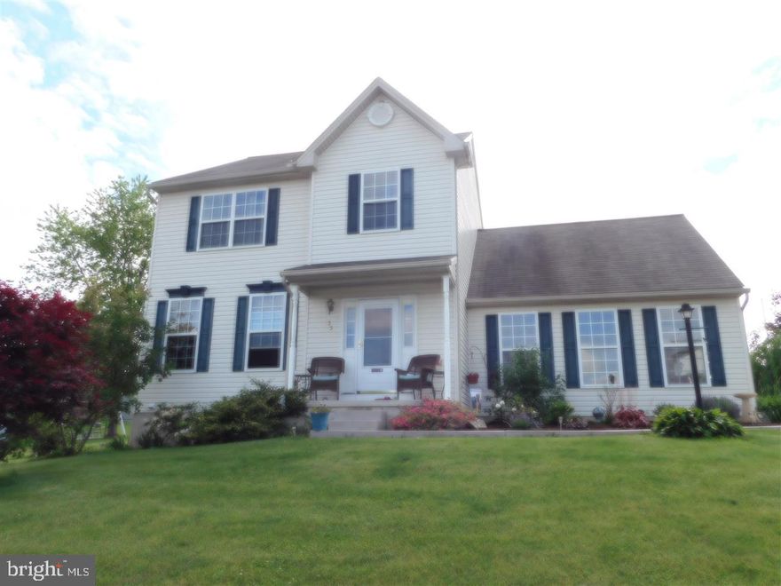 Delightful 3 BR 2 Story on corner lot. Side load garage. 9' ceilings on 1st fl. Foyer and Kitchen w/ hardwood floors. Formal DR. Eat-in Kitchen w/ stainless appliances. Gas Stove. Master suite w/corner soaking tub and separate shower, dbl sink and walk in closet. Fin LL w/ cozy FR, 4th BR and Laundry w/ storage. Rear deck great for entertaining. Nicely landscaped