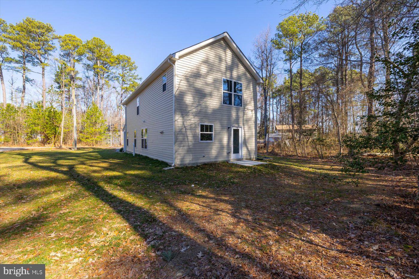 WESTMORELAND SHORES - Residential Lease