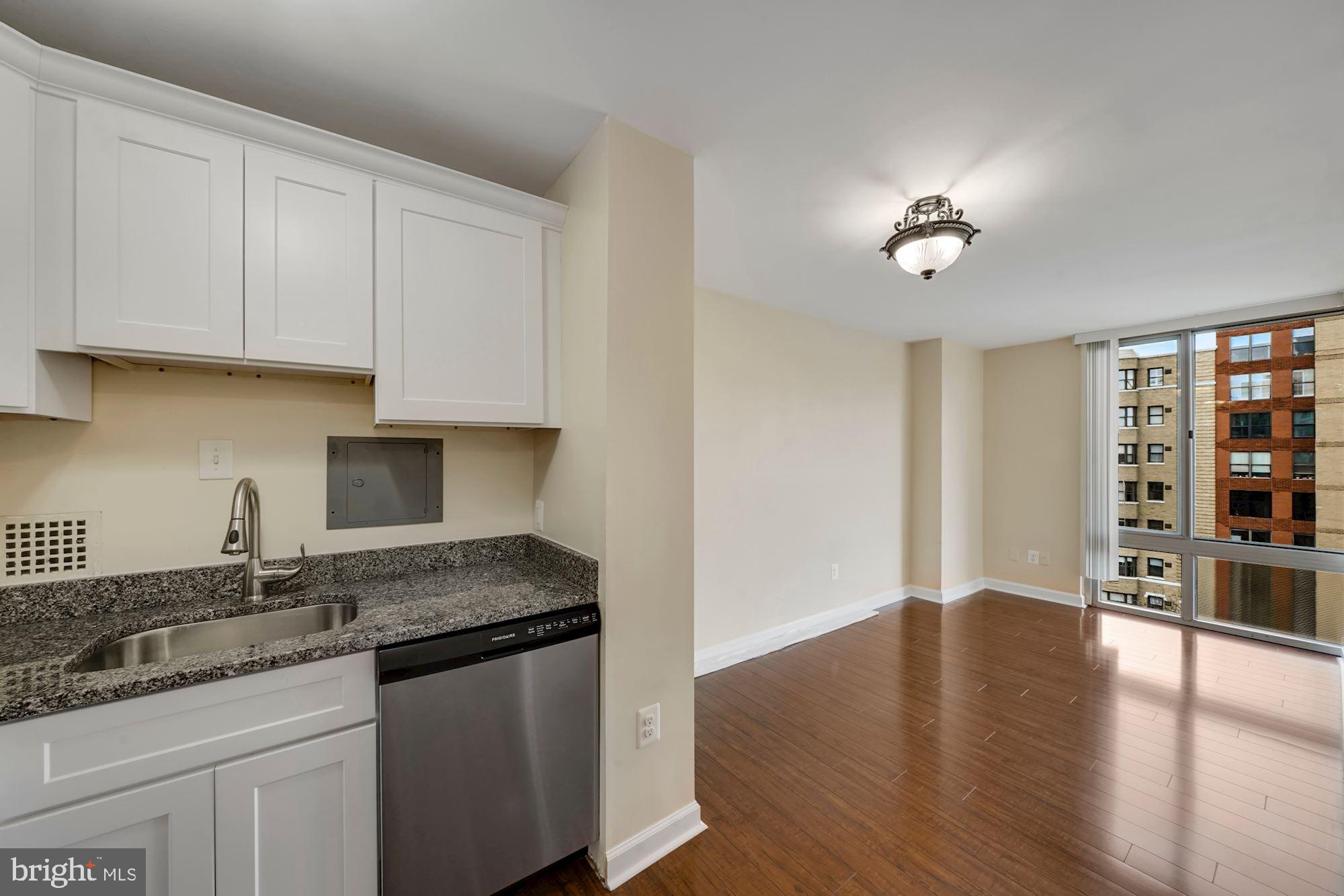 950 NW 25TH STREET NW 704-N