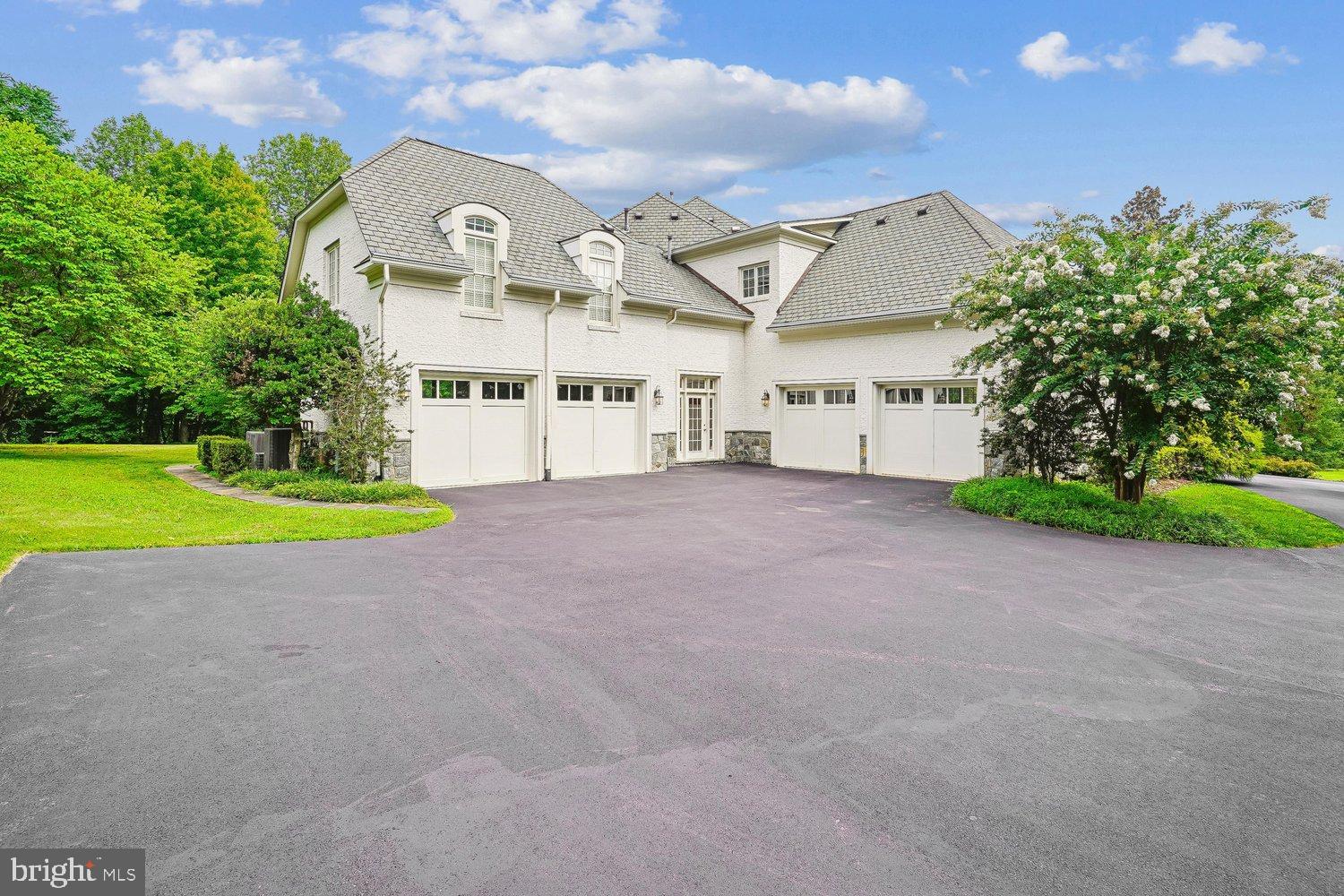 10420 RIVERWOOD DRIVE