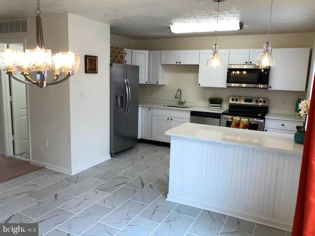 ROYAL PLAZA - Residential