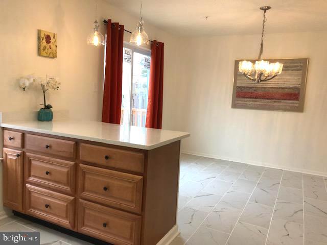 ROYAL PLAZA - Residential